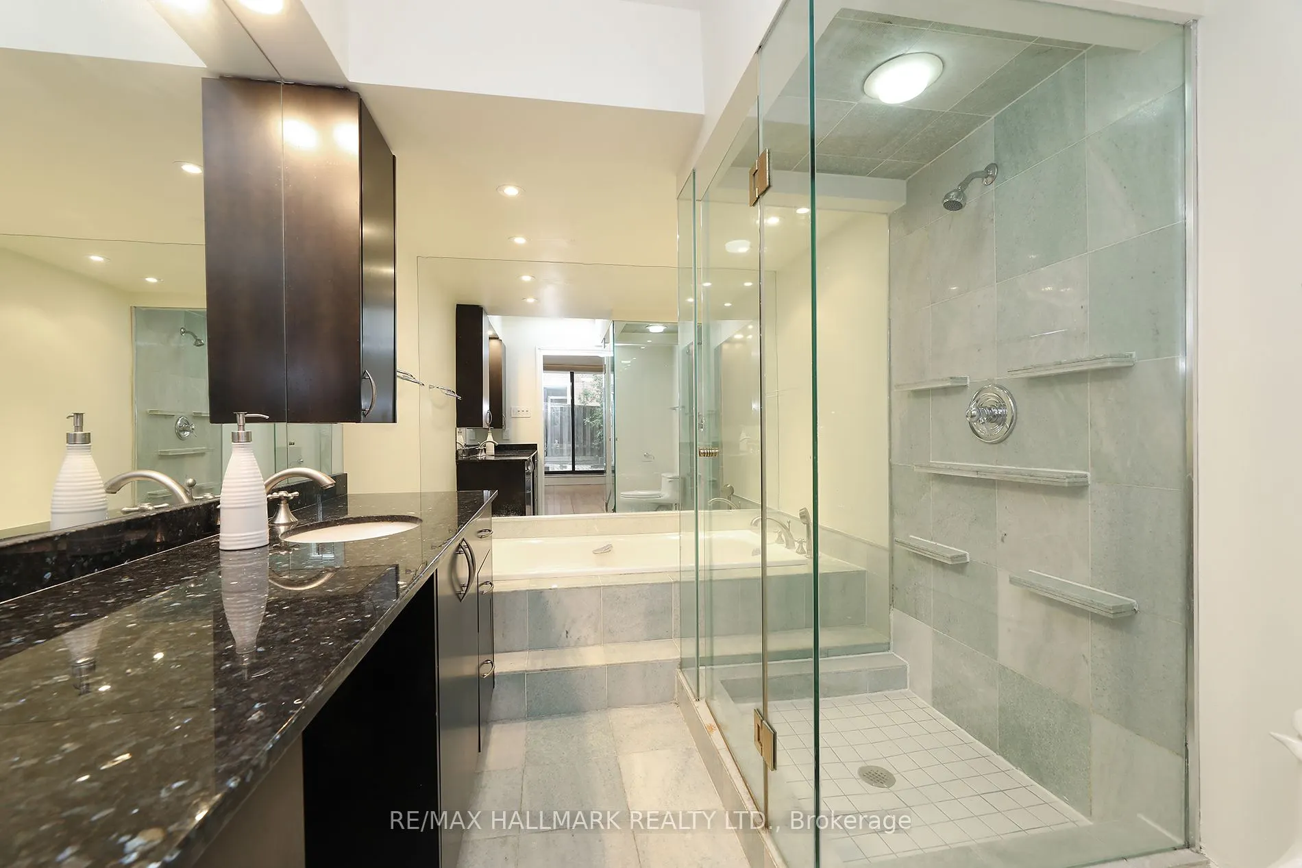 212 St. George Street #106
