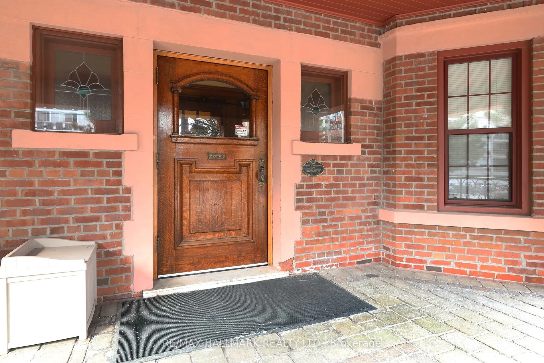 212 St. George Street #106