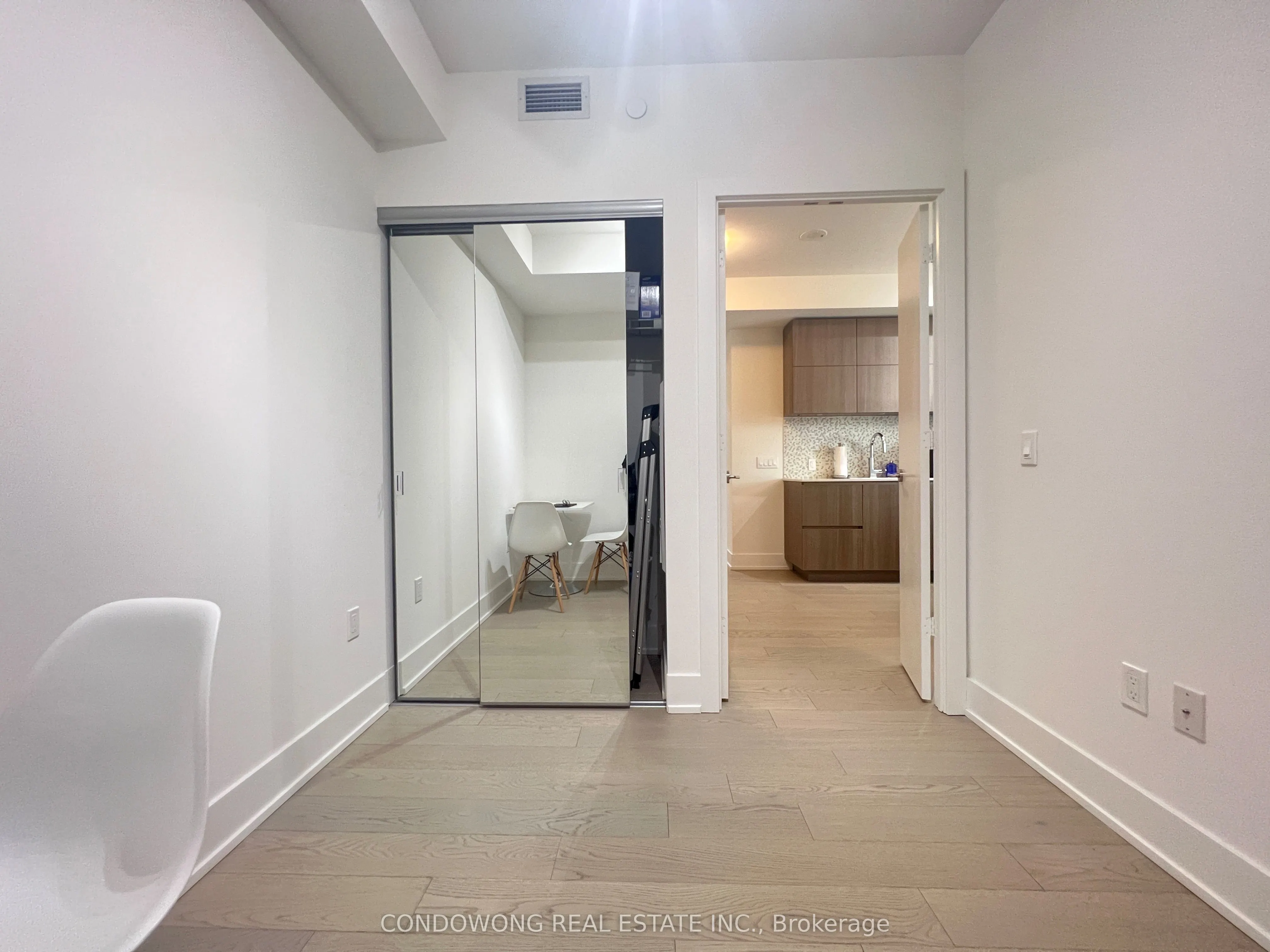 1 Yorkville Avenue #3801