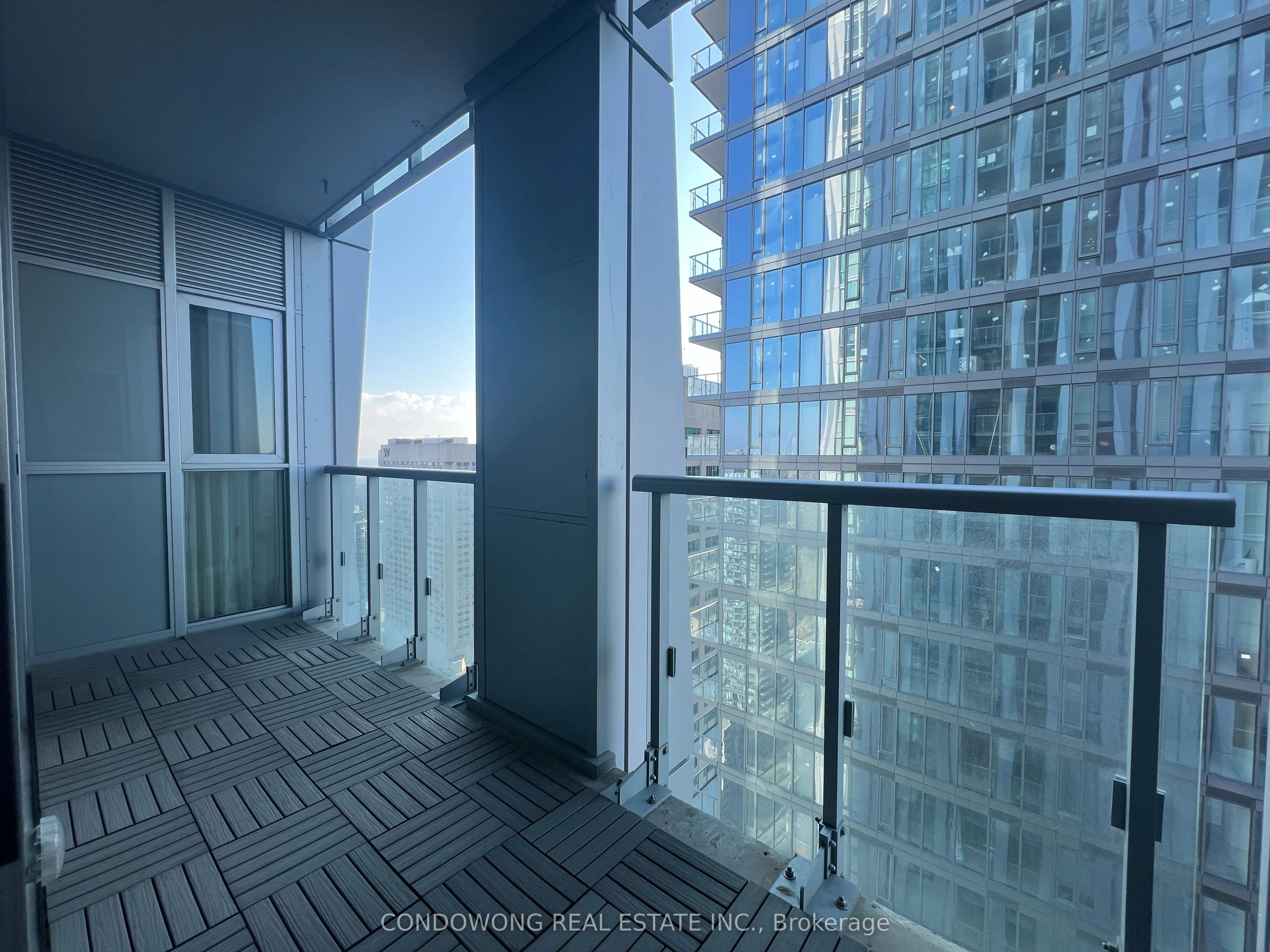 1 Yorkville Avenue #3801