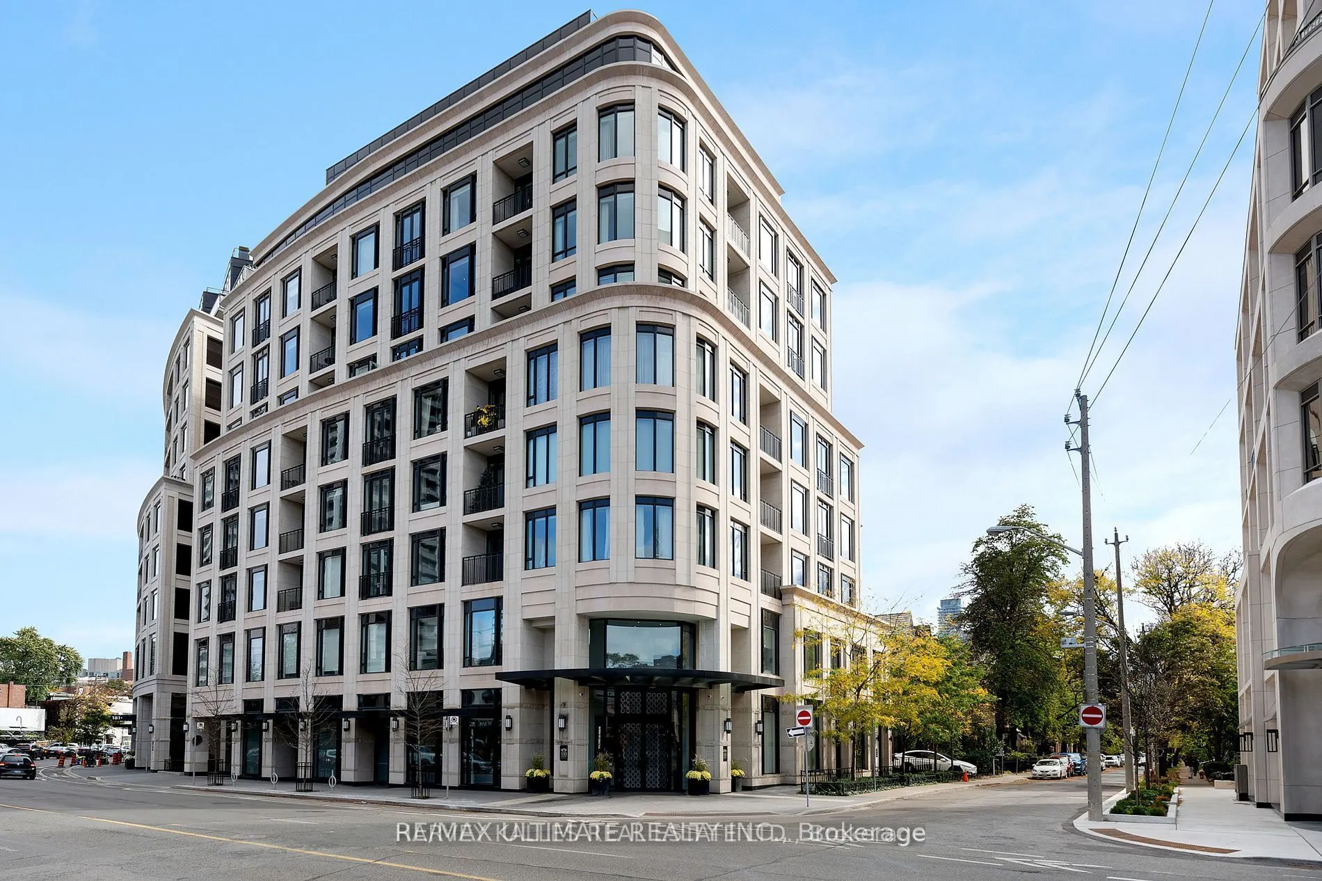 133 Hazelton Avenue #202