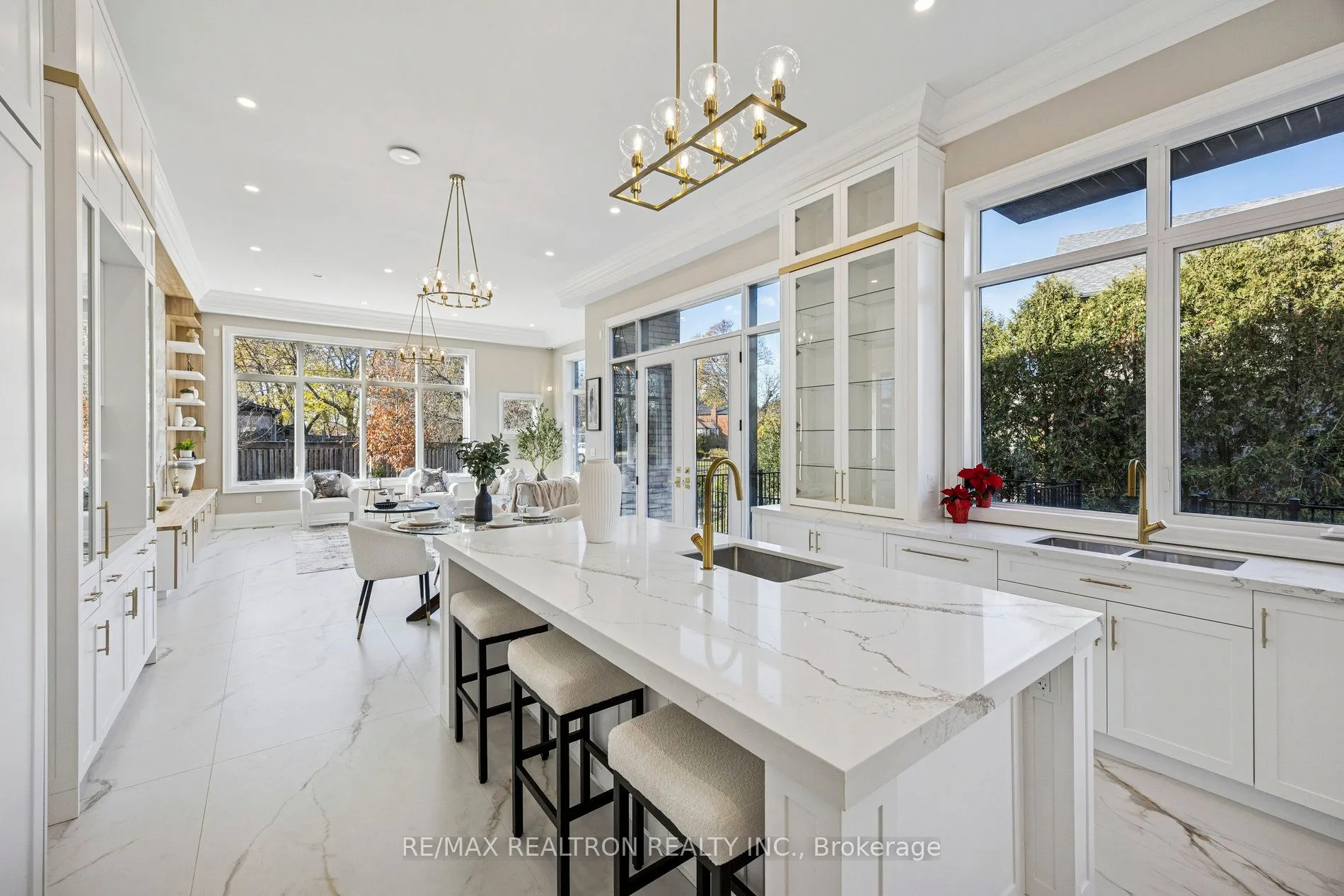 1 Lynnhaven Road