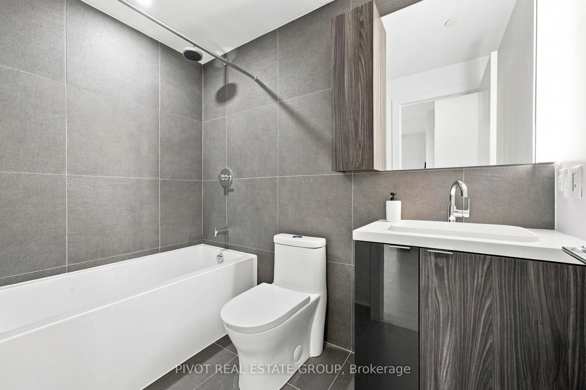 15 Mercer Street #1206