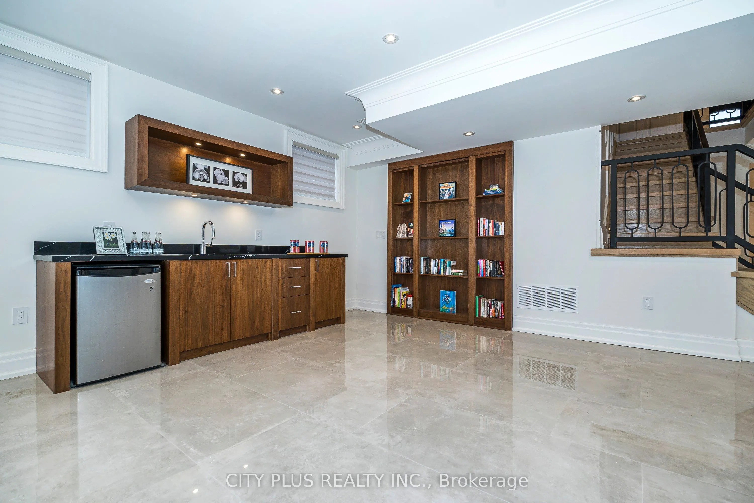 169 Old Forest Hill Road