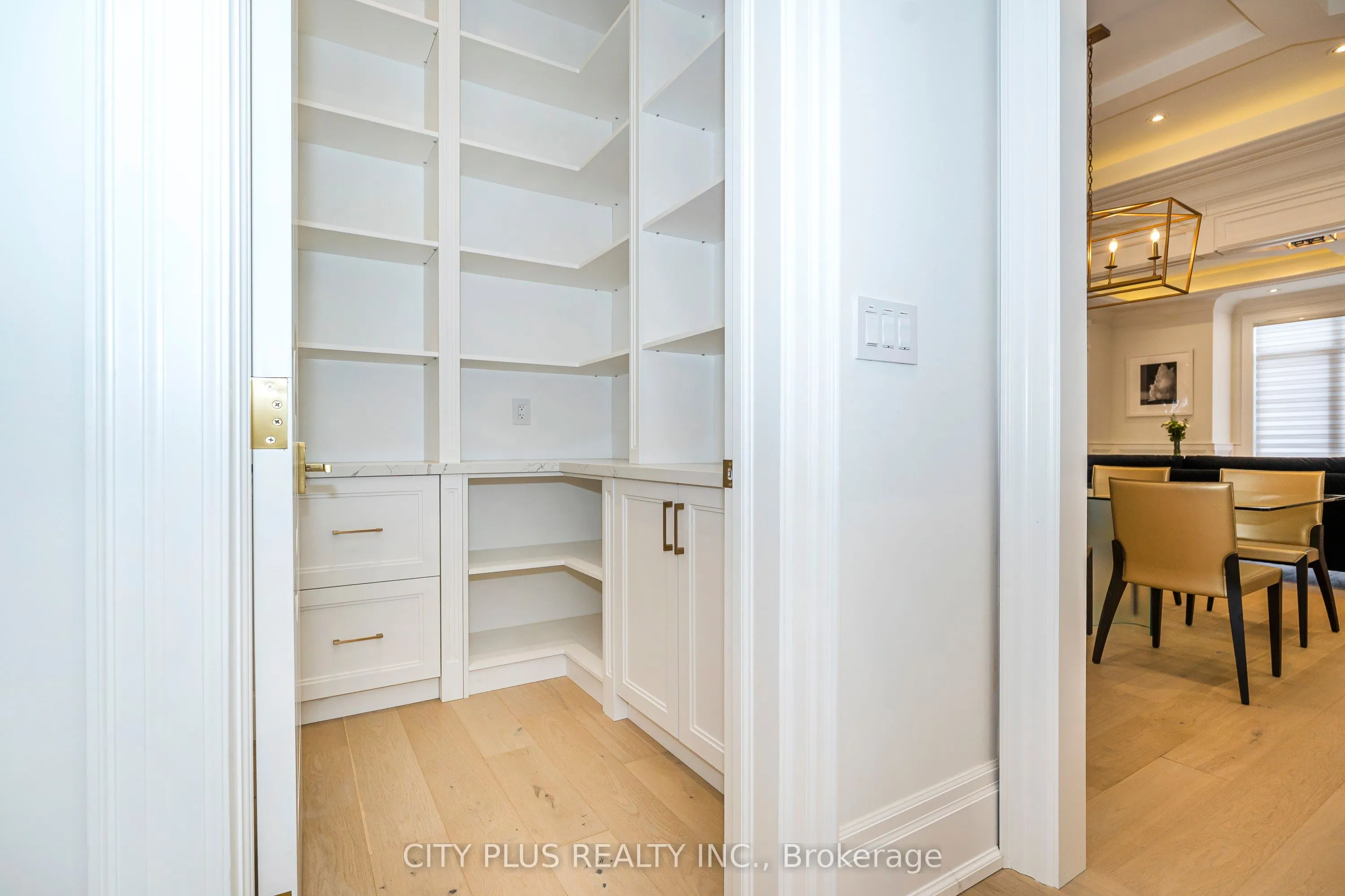 169 Old Forest Hill Road