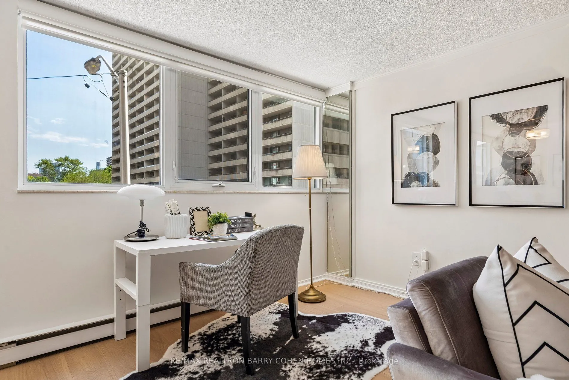 360 Bloor Street E #301