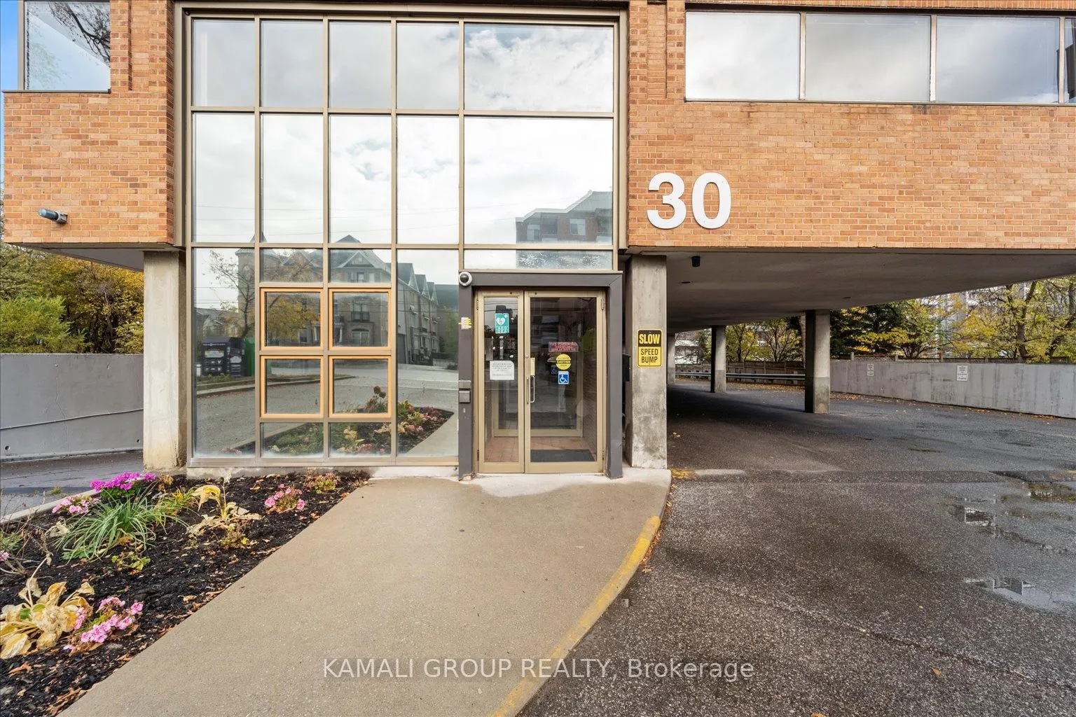 30 Drewry Avenue #101