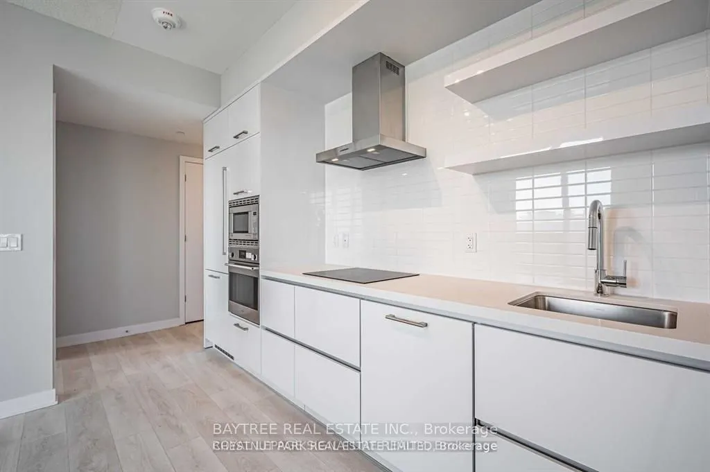 2221 Yonge Street #1202