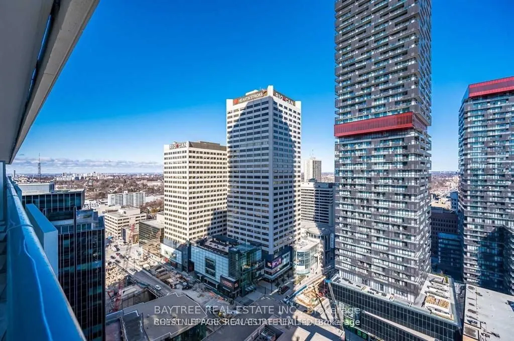 2221 Yonge Street #1202