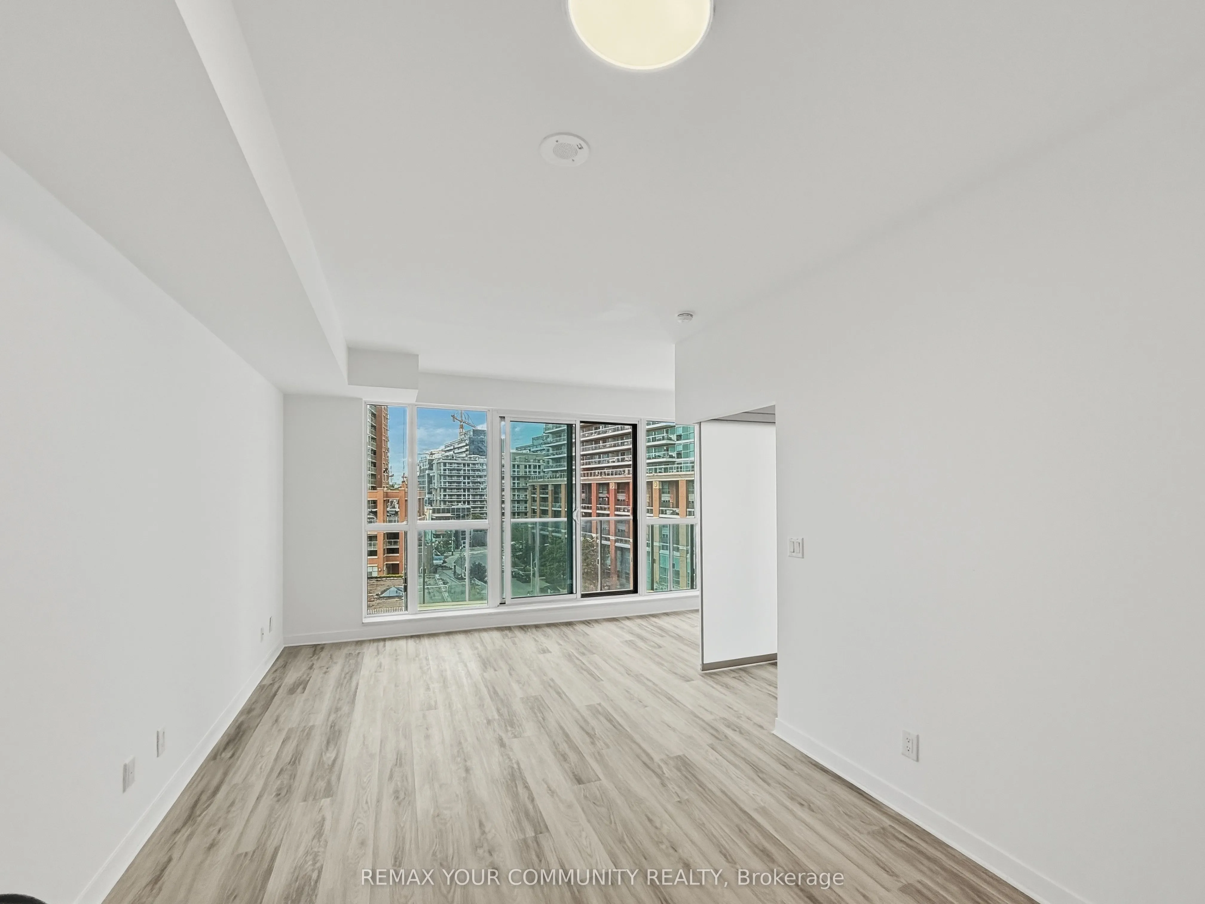 150 East Liberty Street #618