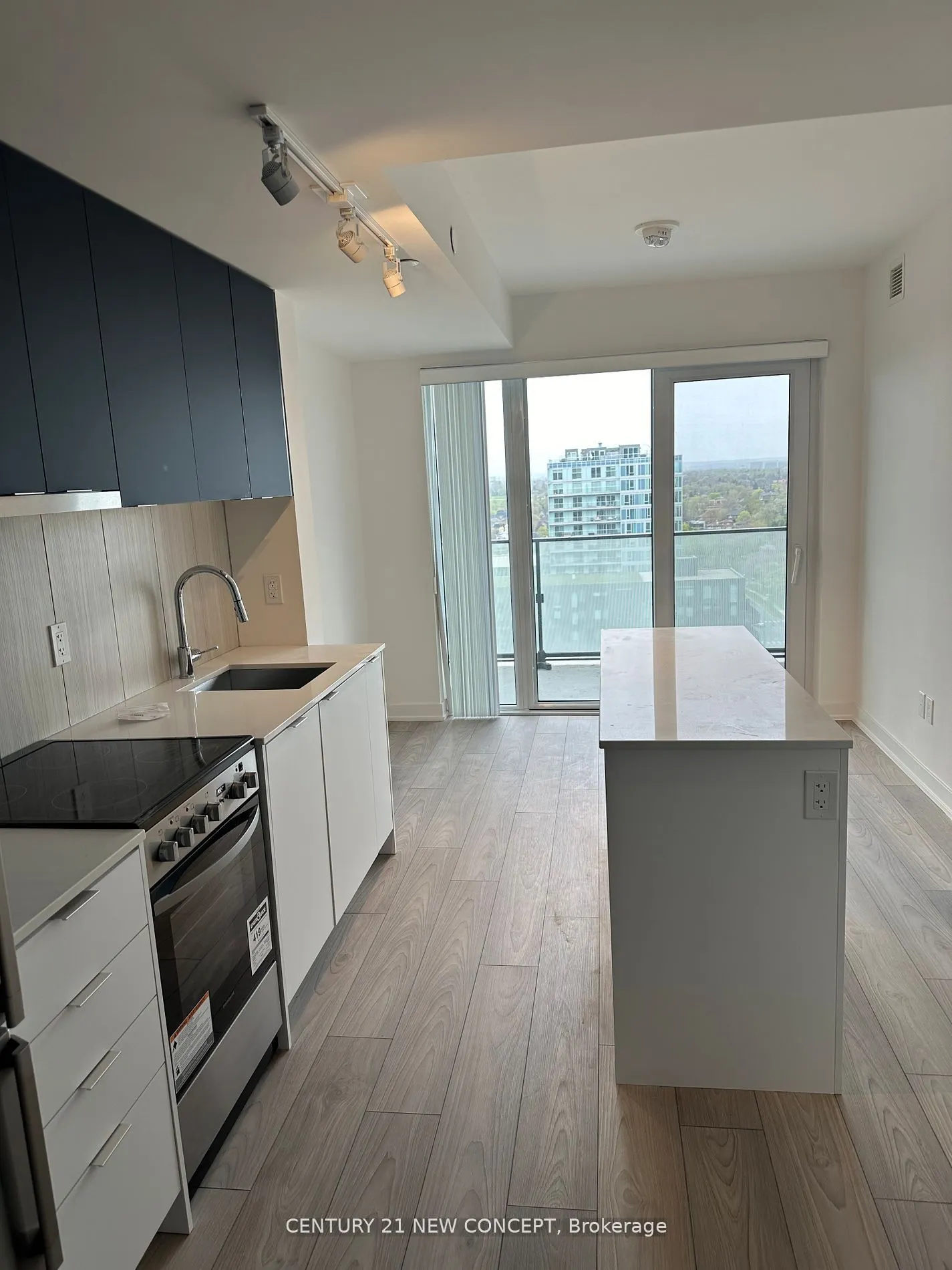 8 Tippett Road #1402