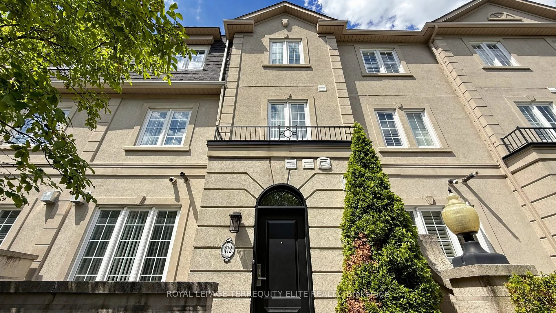 11 Everson Drive #412