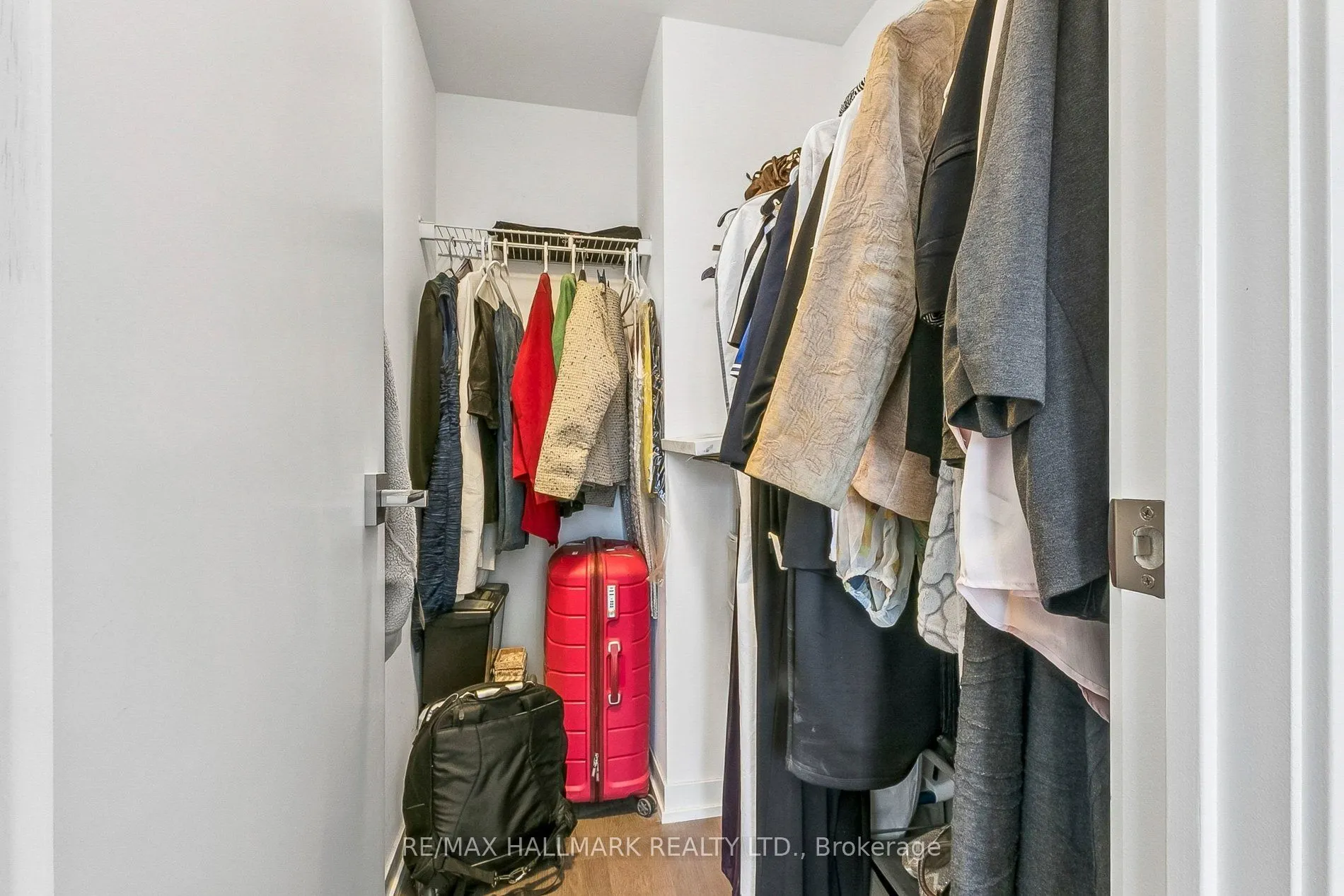 98 Lillian Street #1212