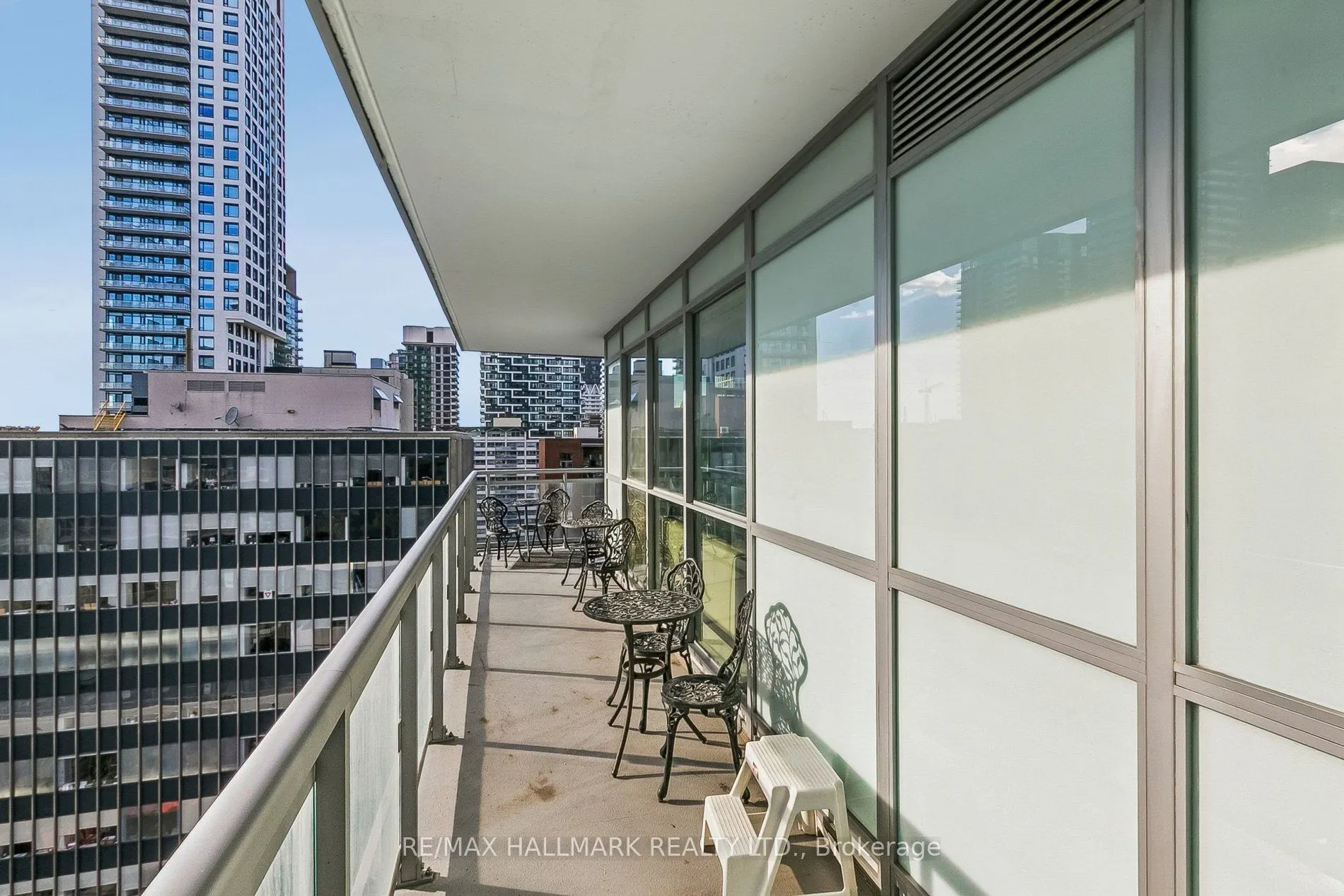 98 Lillian Street #1212
