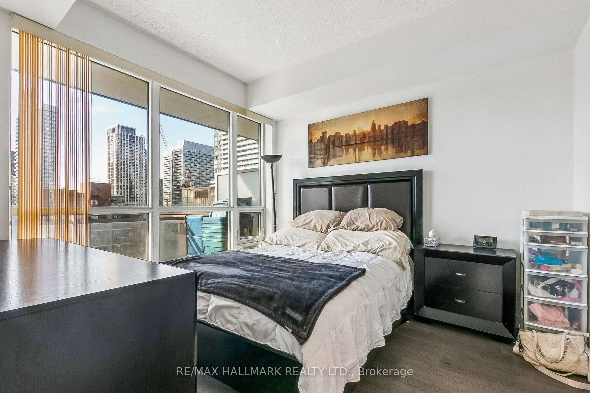 98 Lillian Street #1212