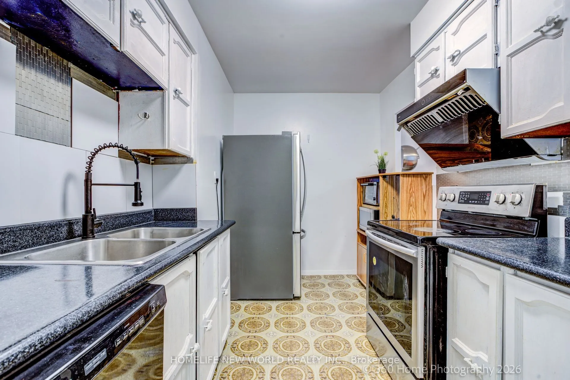 4001 Don Mills Road #126