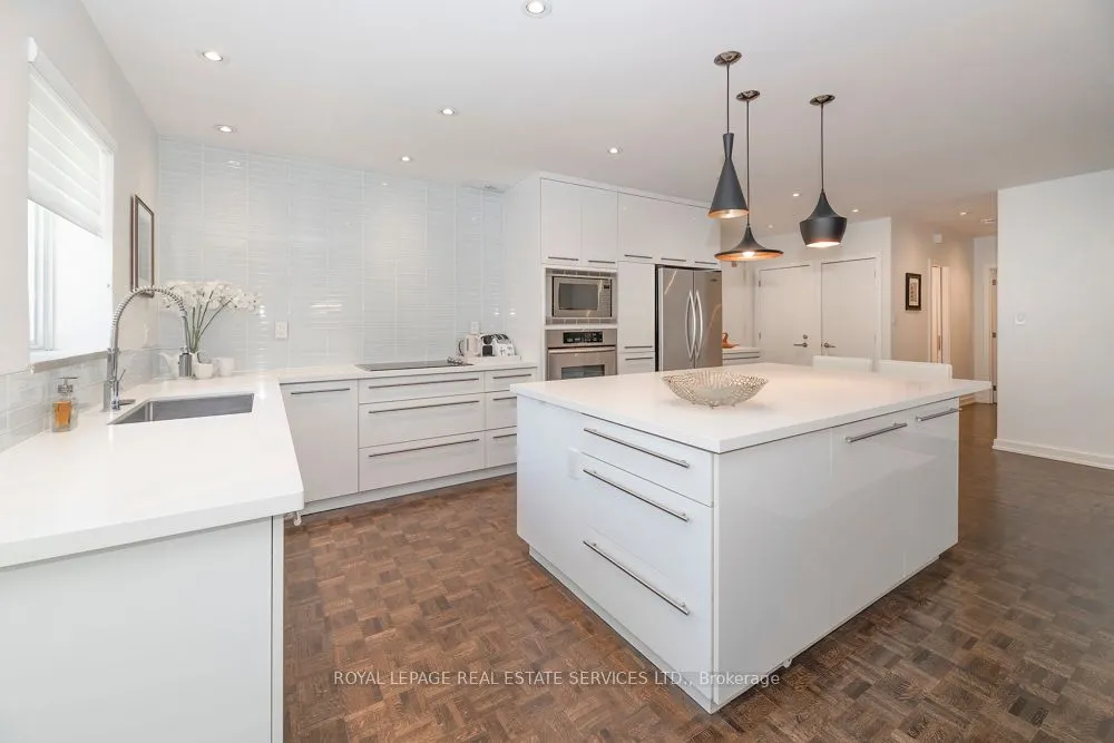 31 Rosedale Road #103