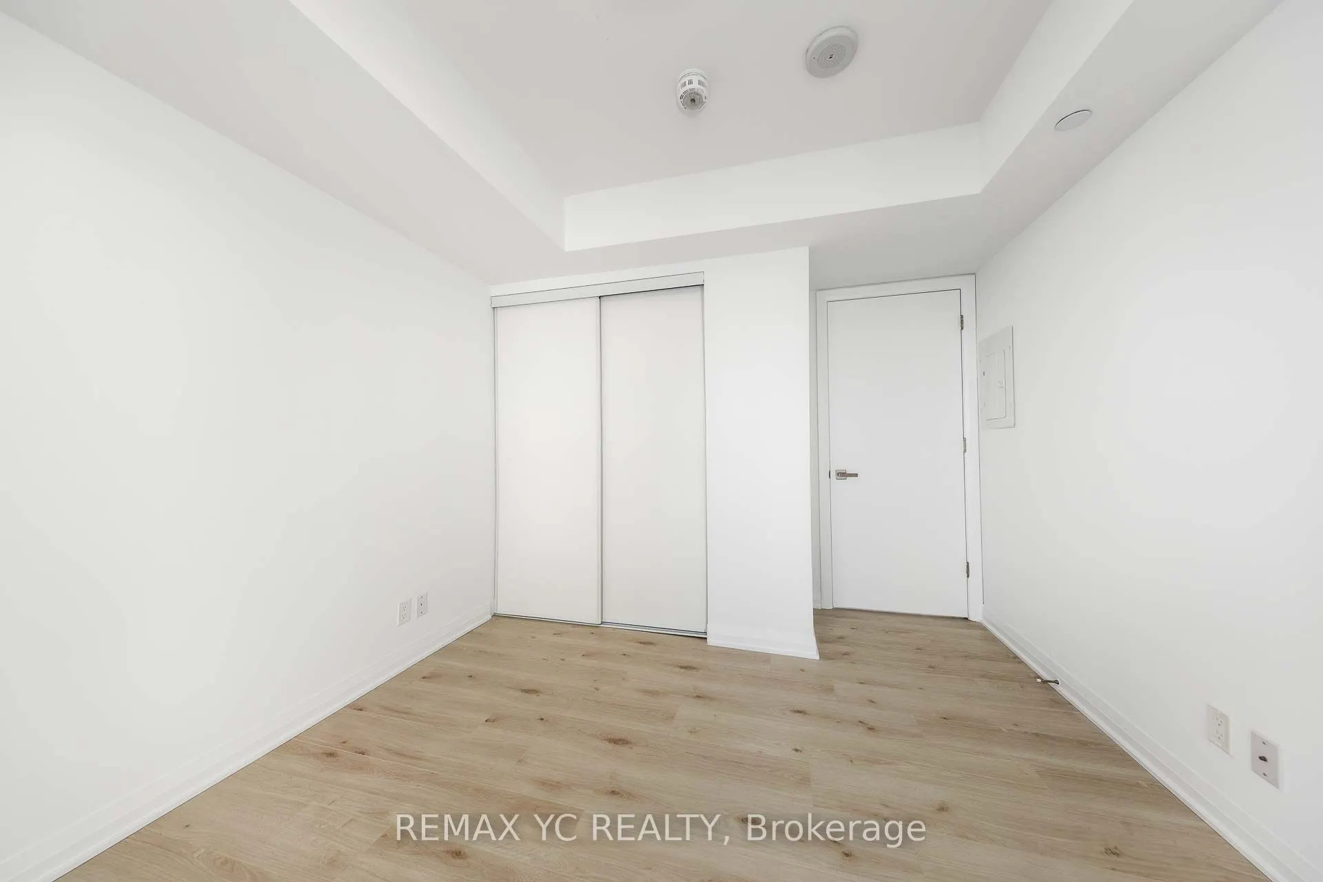 99 Foxbar Road #1908