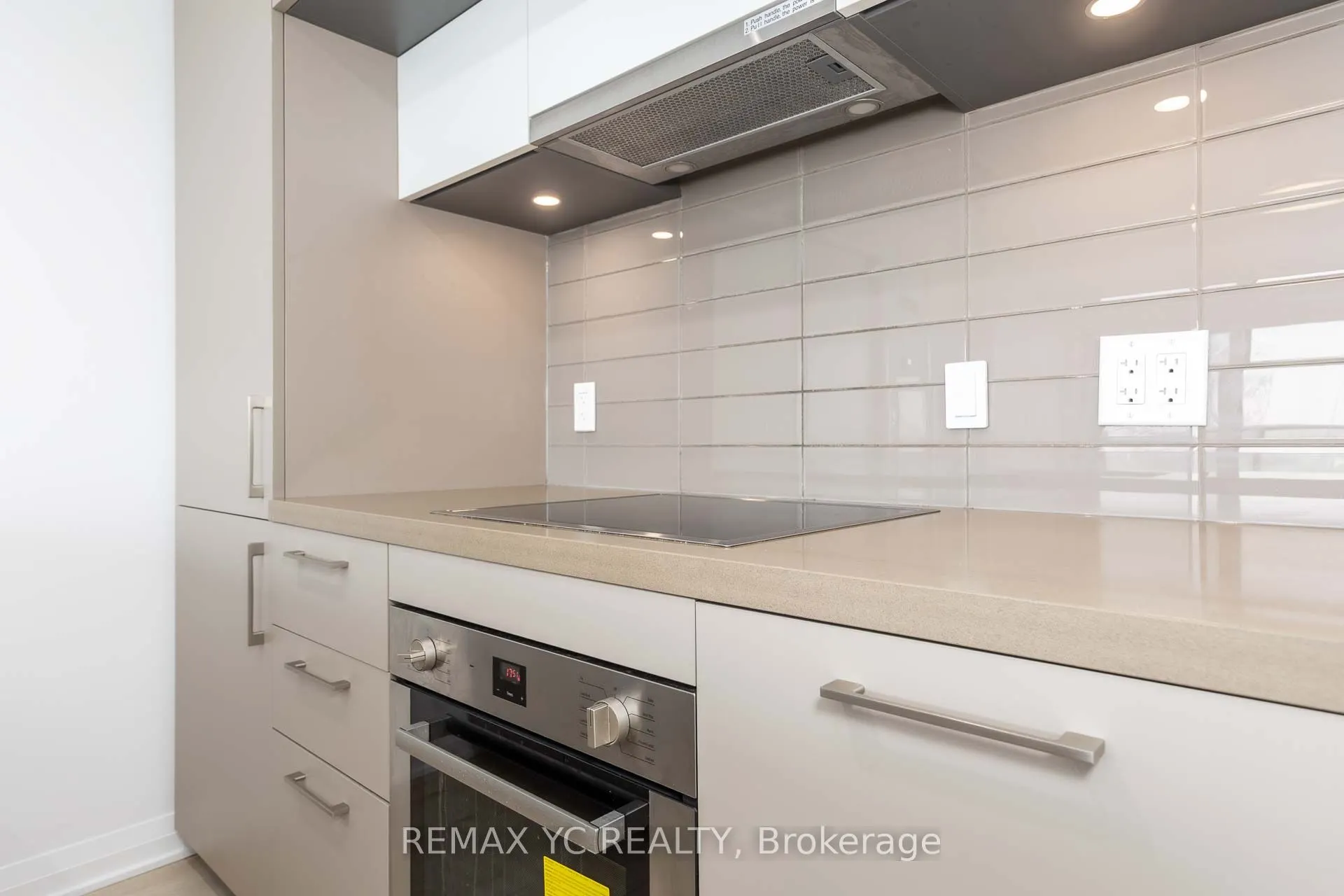 99 Foxbar Road #1908
