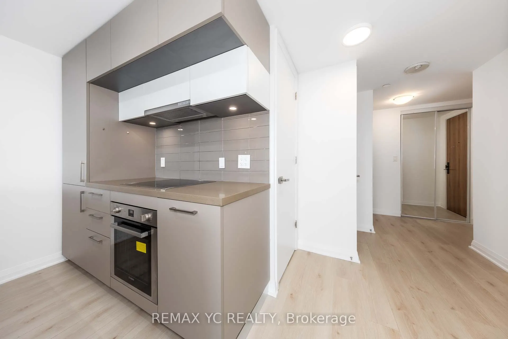 99 Foxbar Road #1908