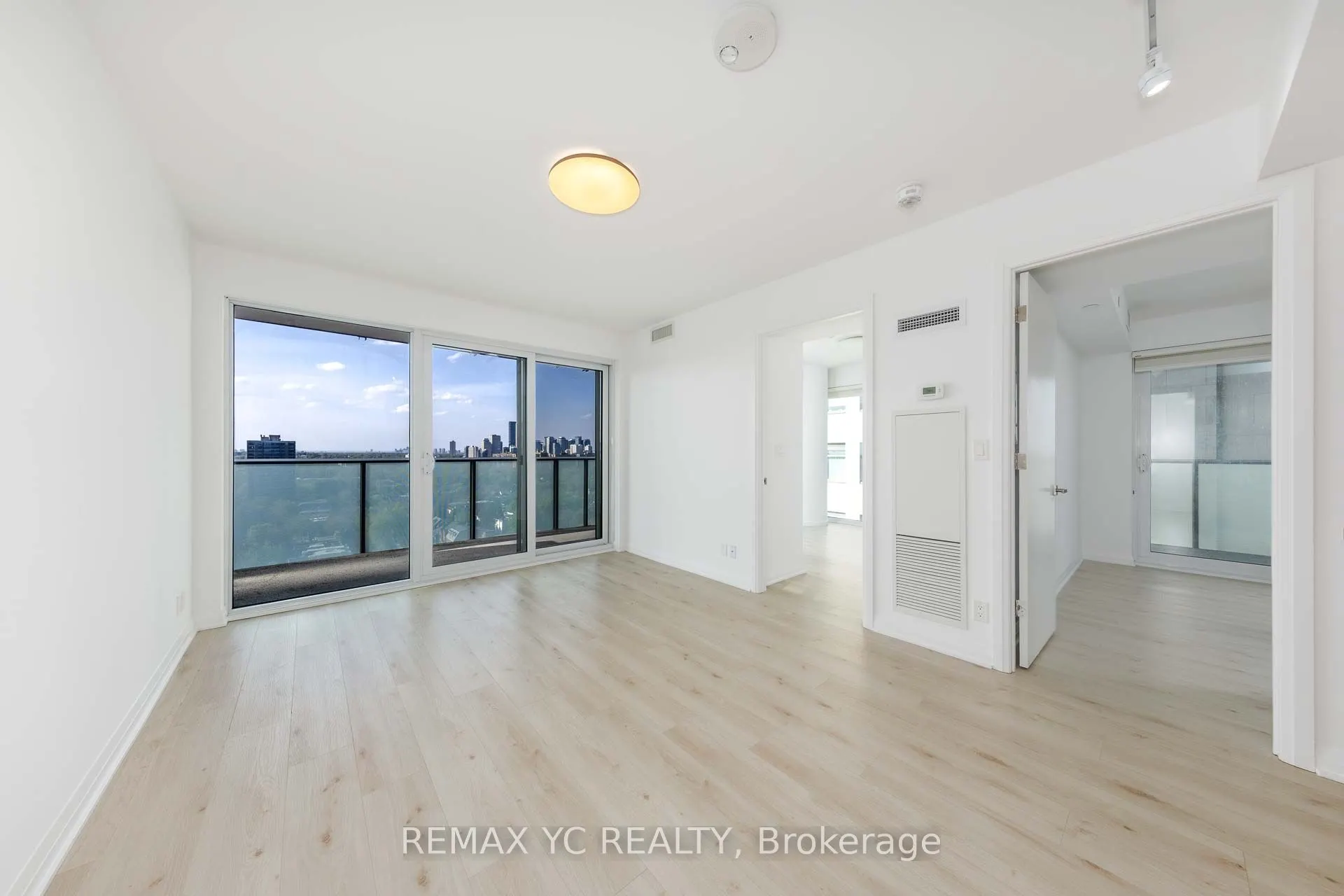 99 Foxbar Road #1908