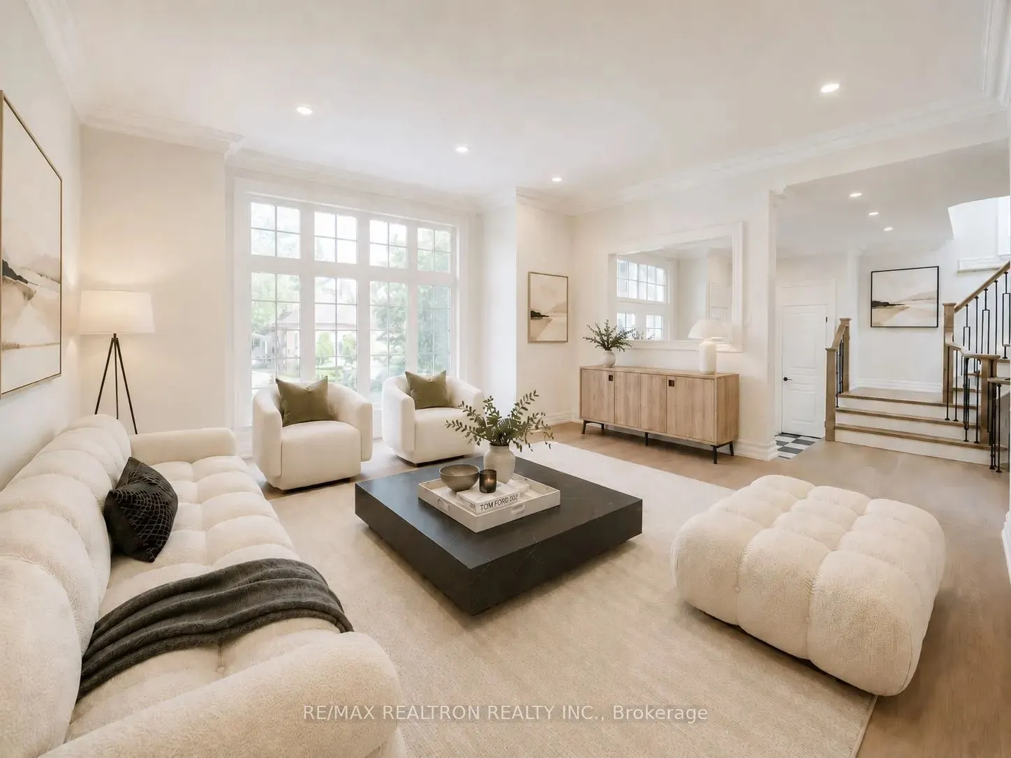 225 Olive Avenue S