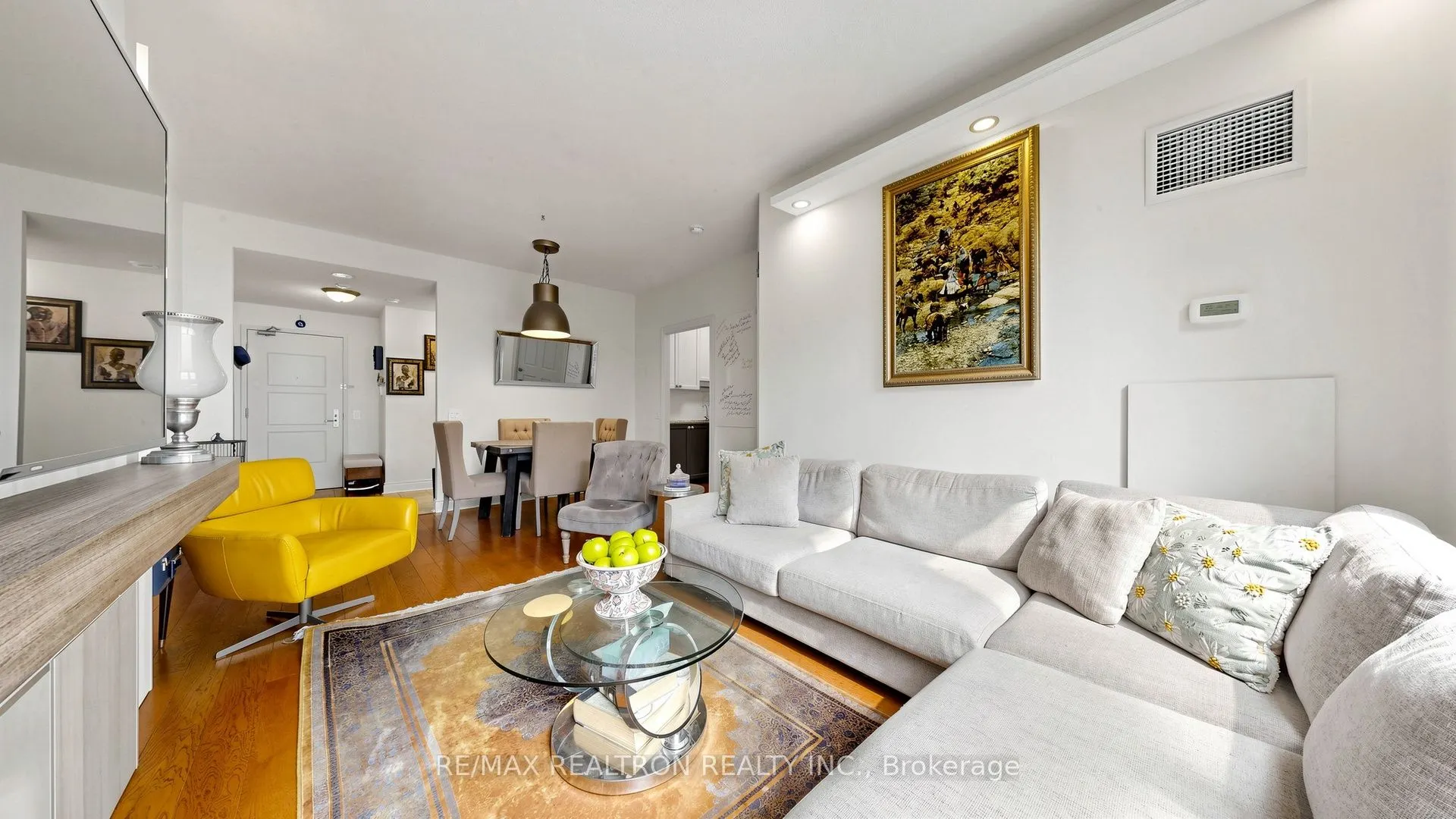 78 Harrison Garden Boulevard #103