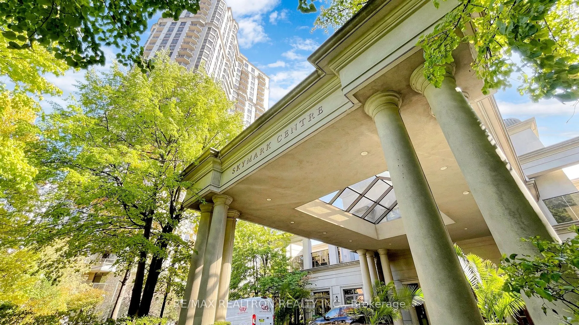 78 Harrison Garden Boulevard #103