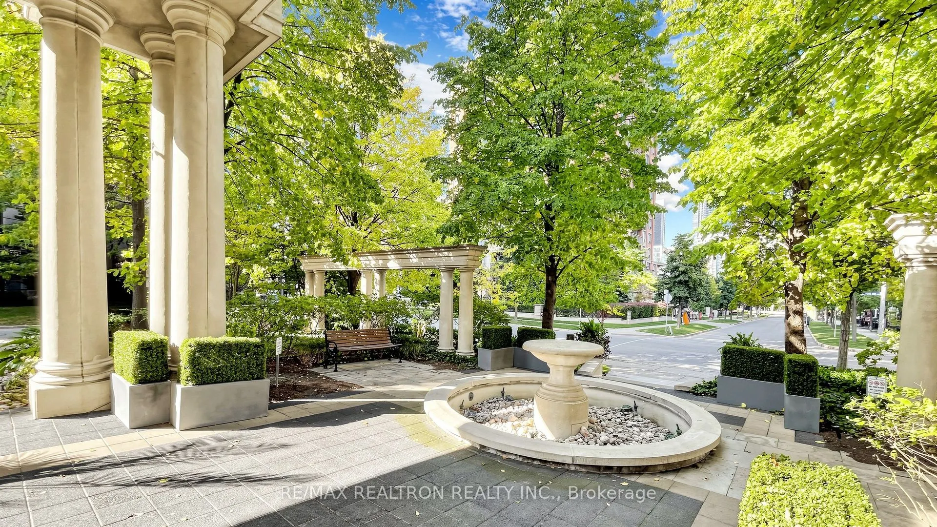 78 Harrison Garden Boulevard #103