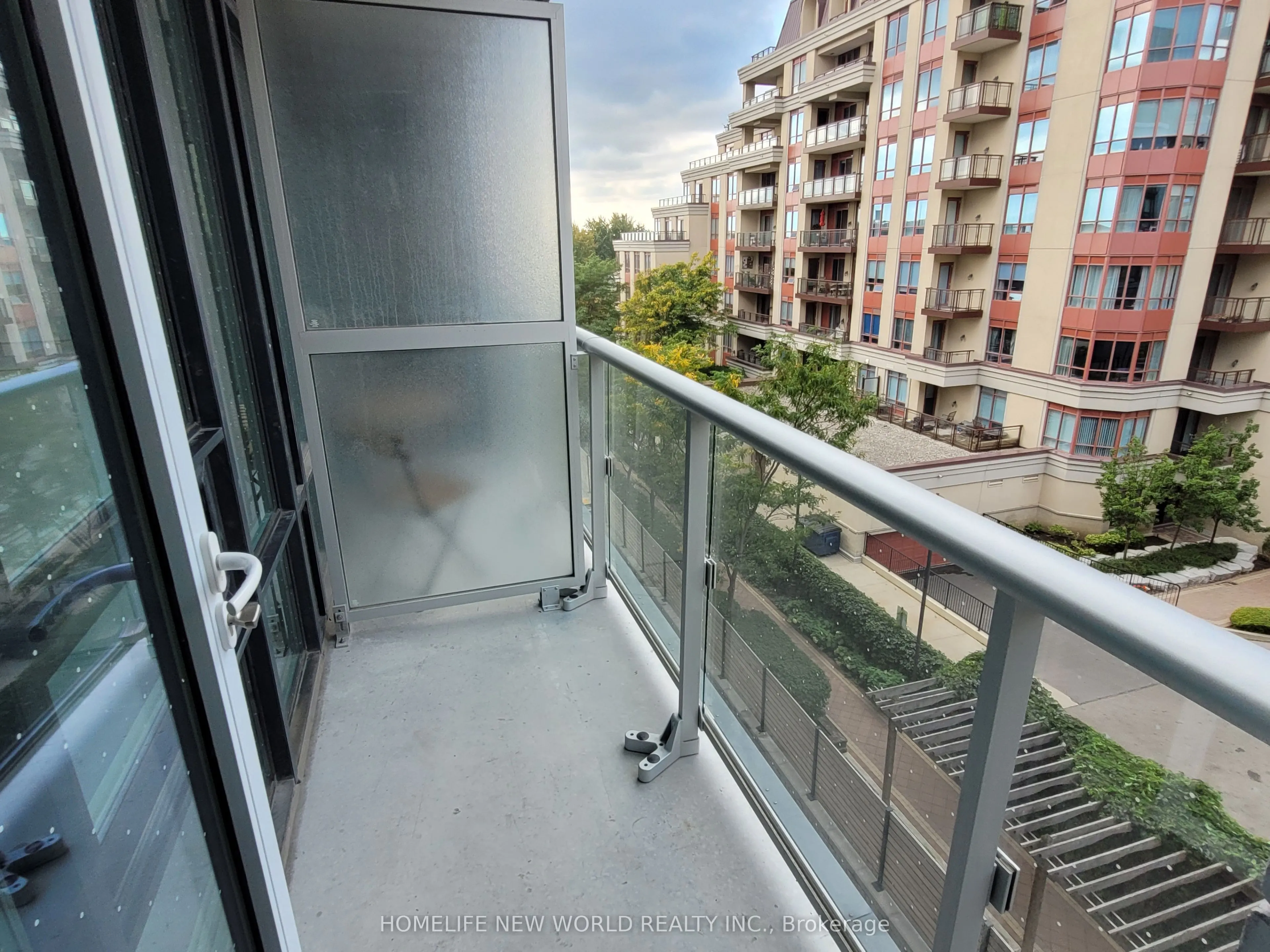 621 Sheppard Avenue E #710