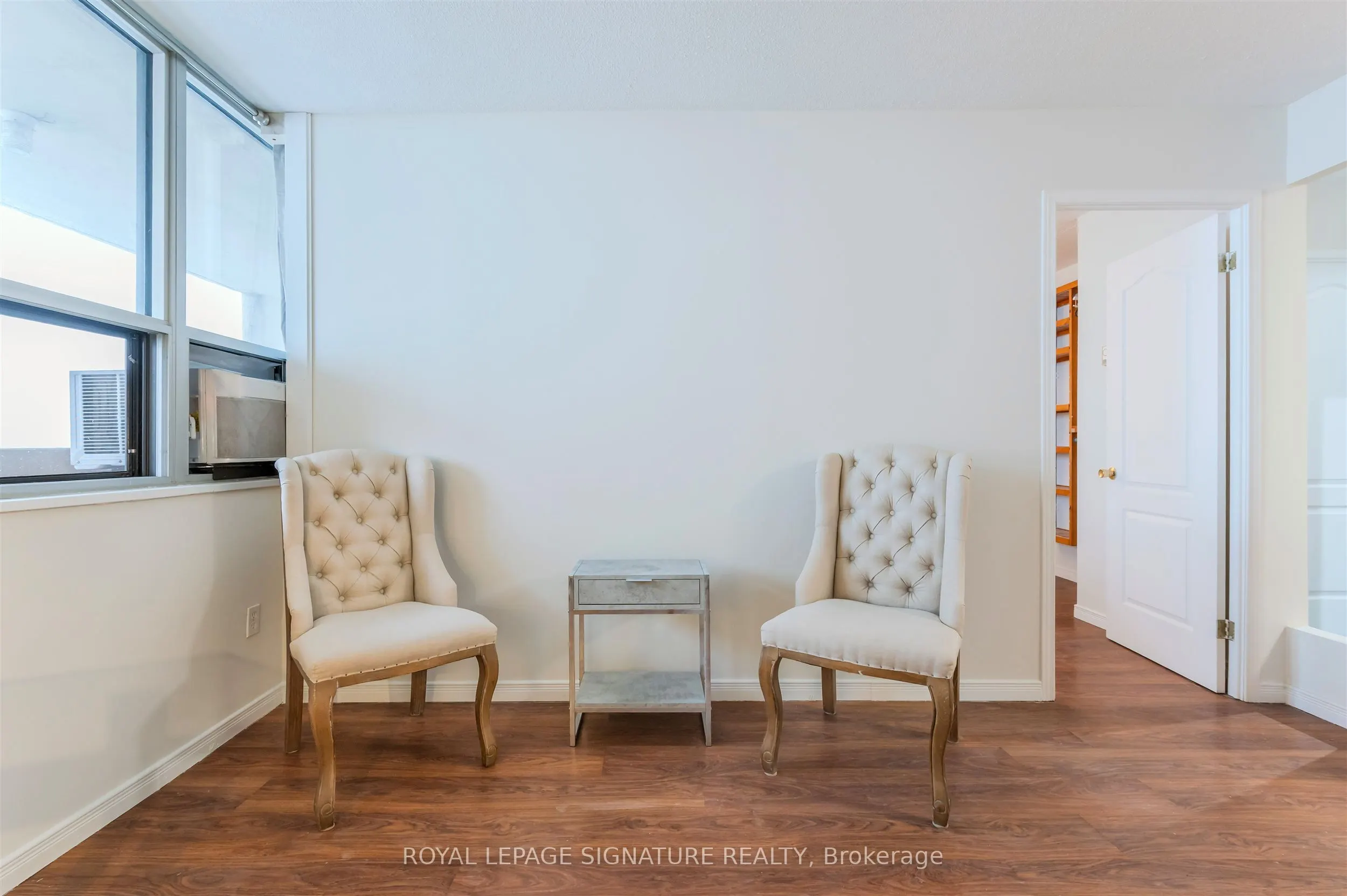 40 Homewood Avenue #2108