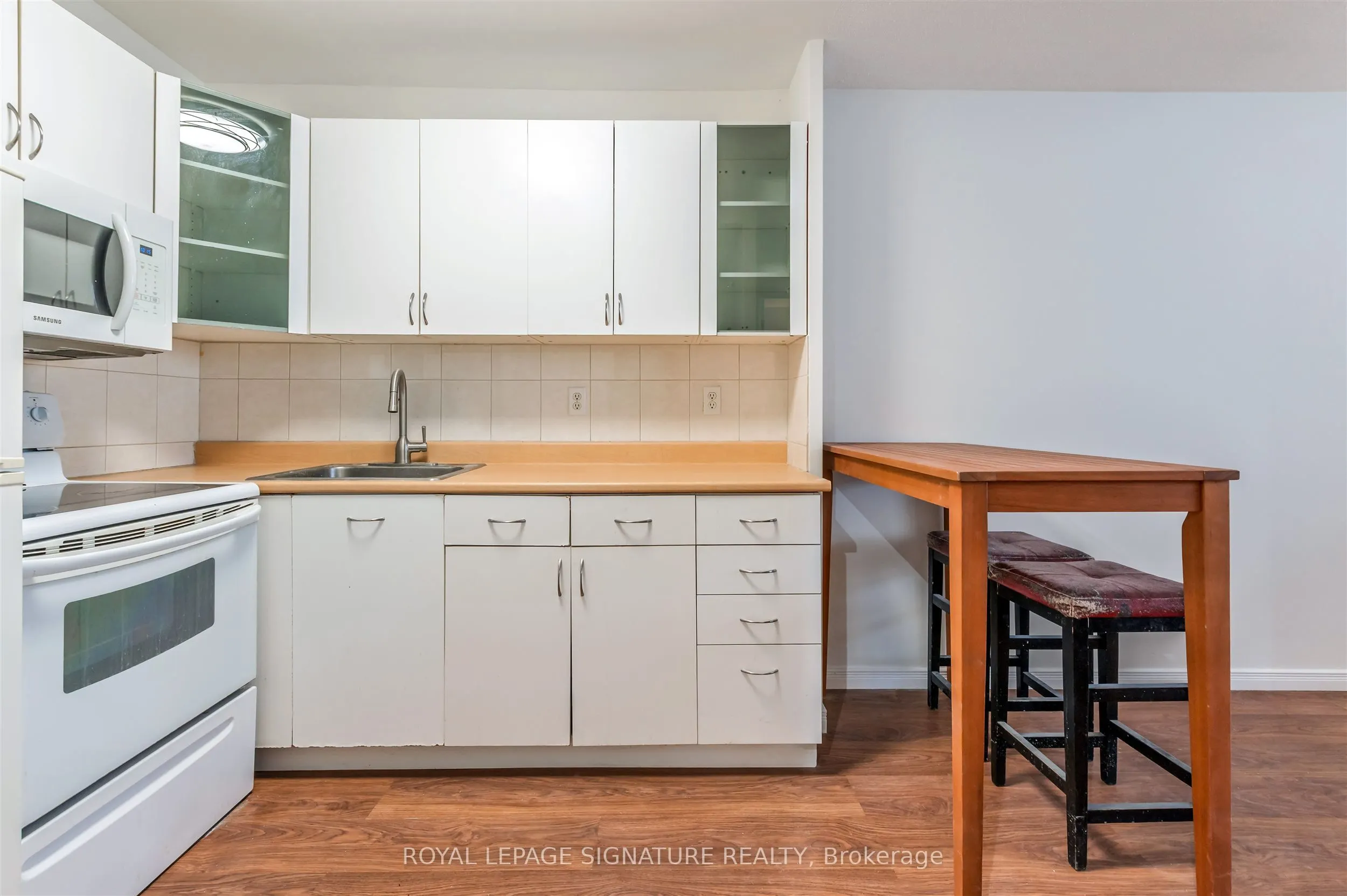 40 Homewood Avenue #2108
