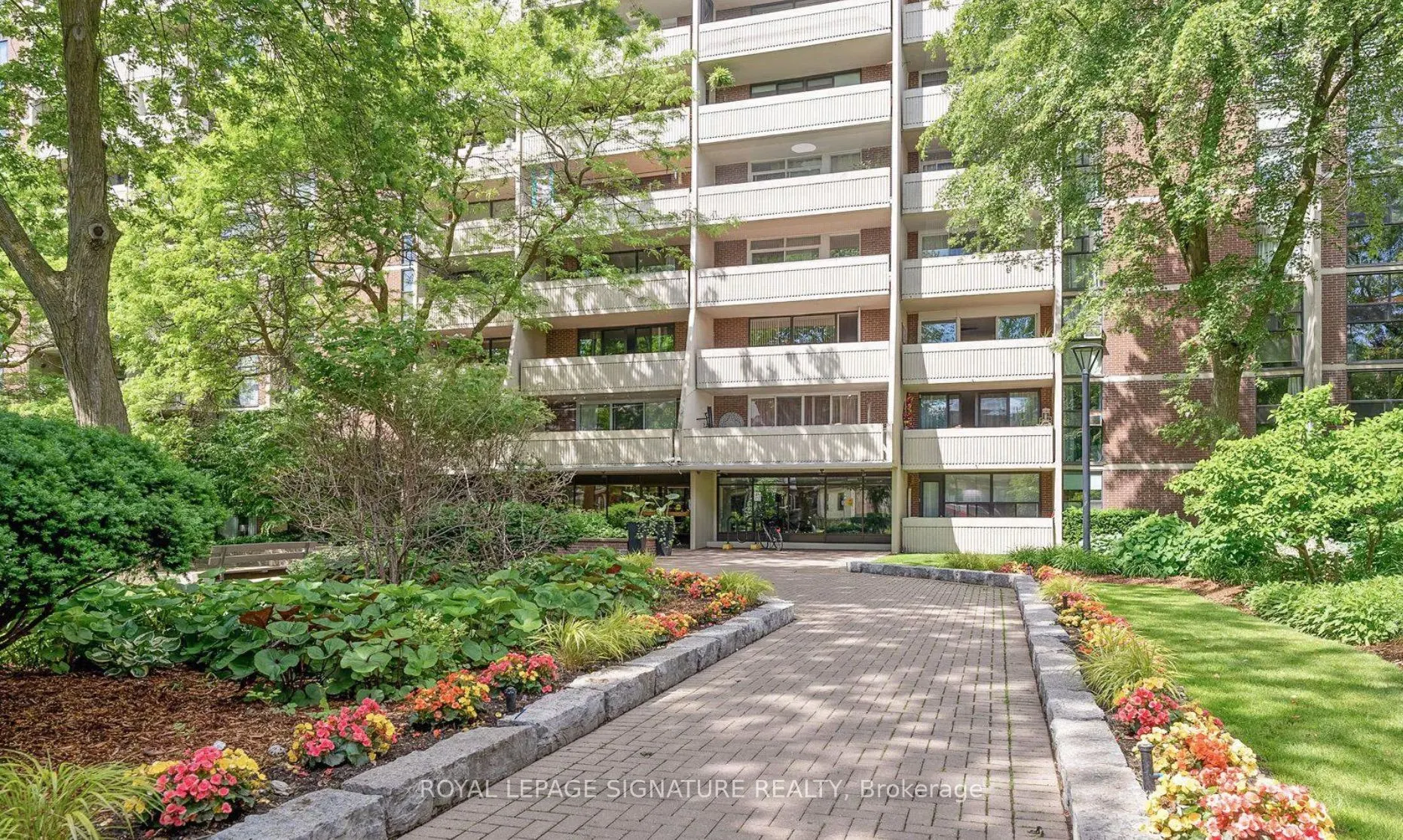 40 Homewood Avenue #2108