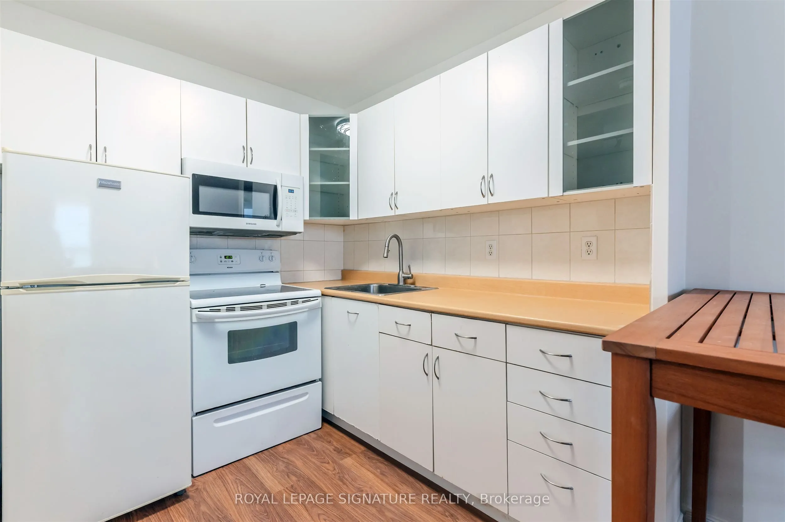 40 Homewood Avenue #2108