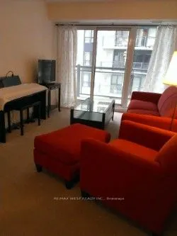 872 Sheppard Avenue W #316