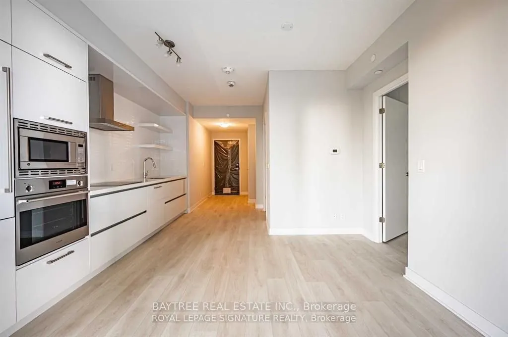 2221 Yonge Street #1506