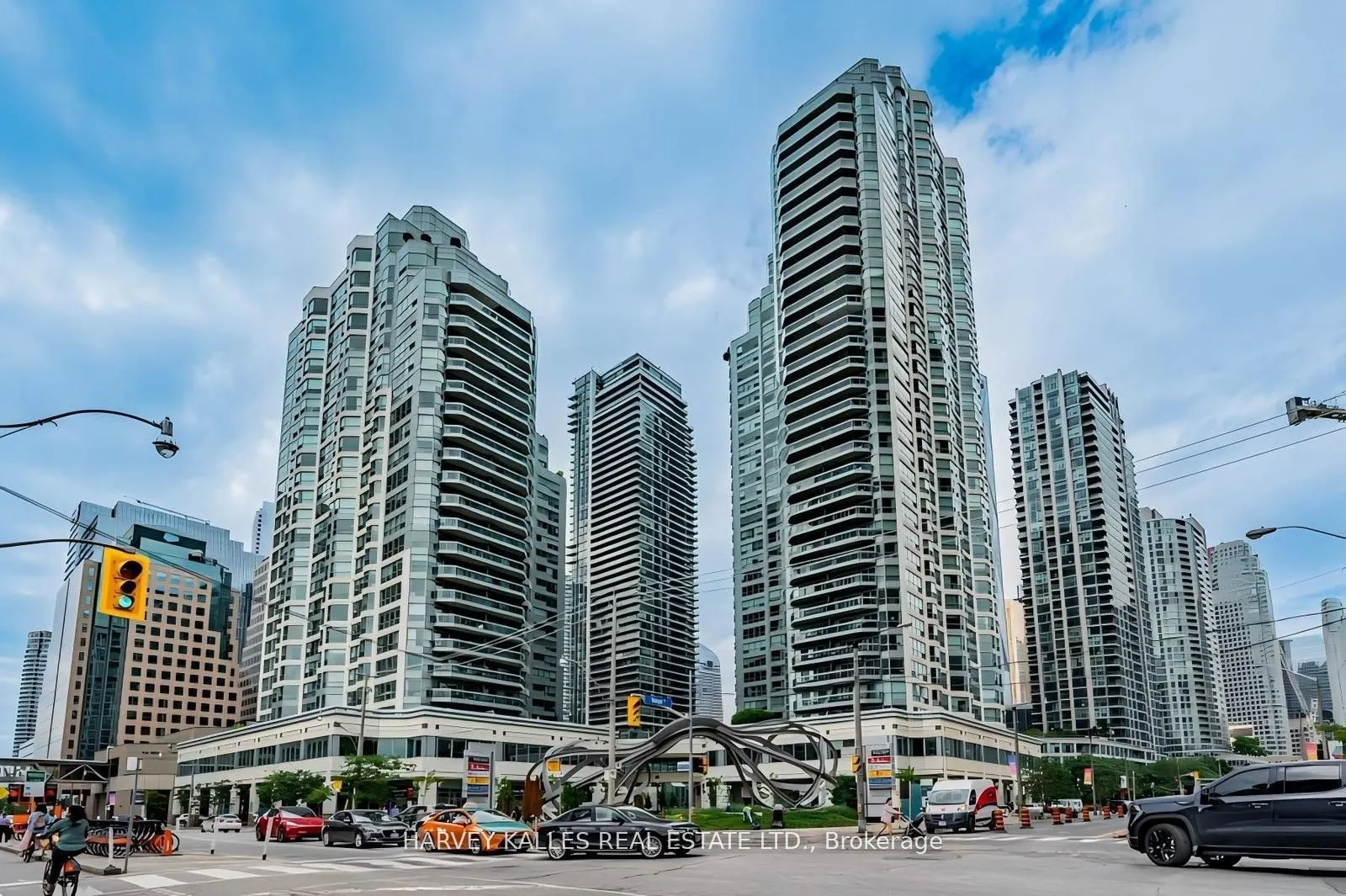 10 Yonge Street #705