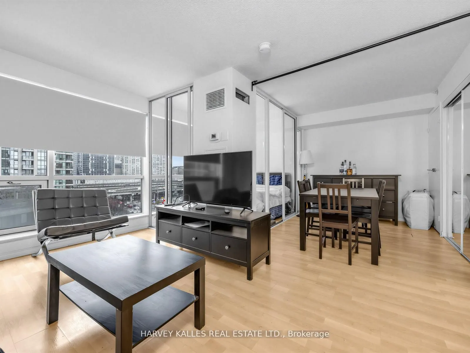 10 Yonge Street #705