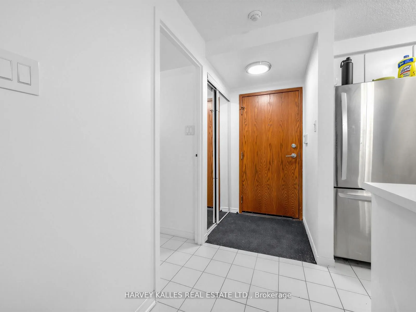 10 Yonge Street #705