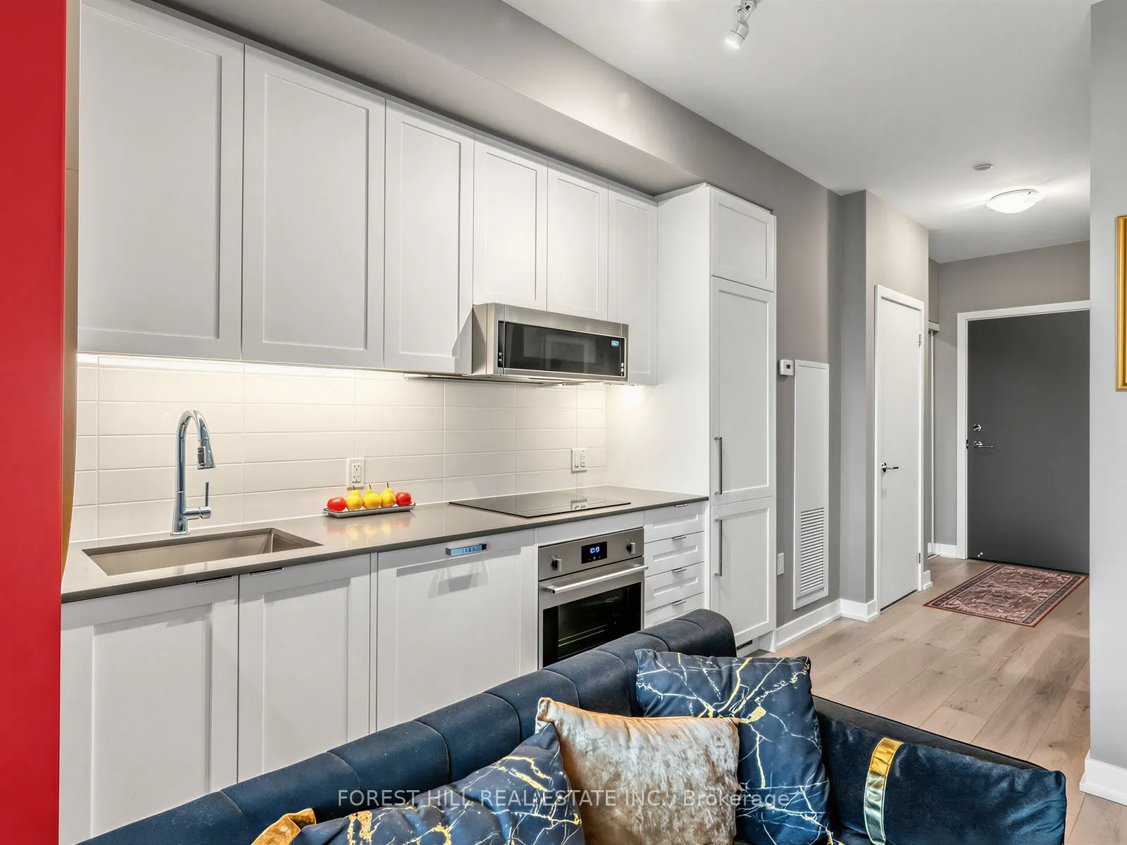 250 Lawrence Avenue W #703