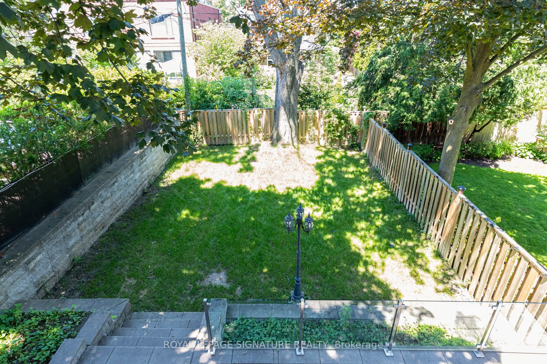 200 Snowdon Avenue