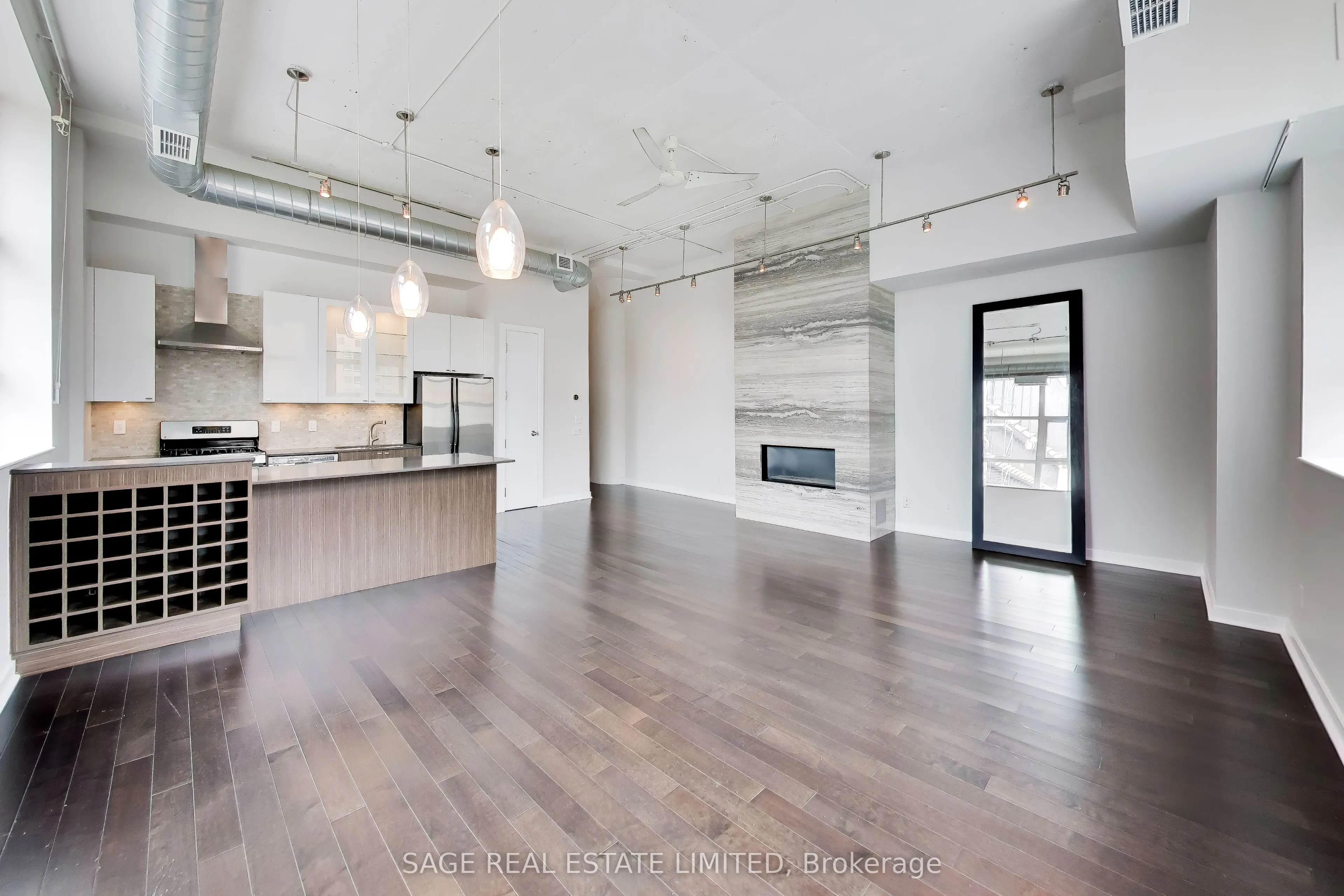 155 Dalhousie Street #521