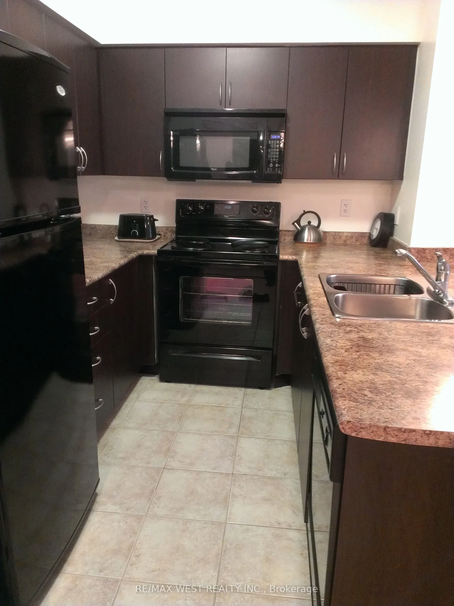 872 Sheppard Avenue W #316