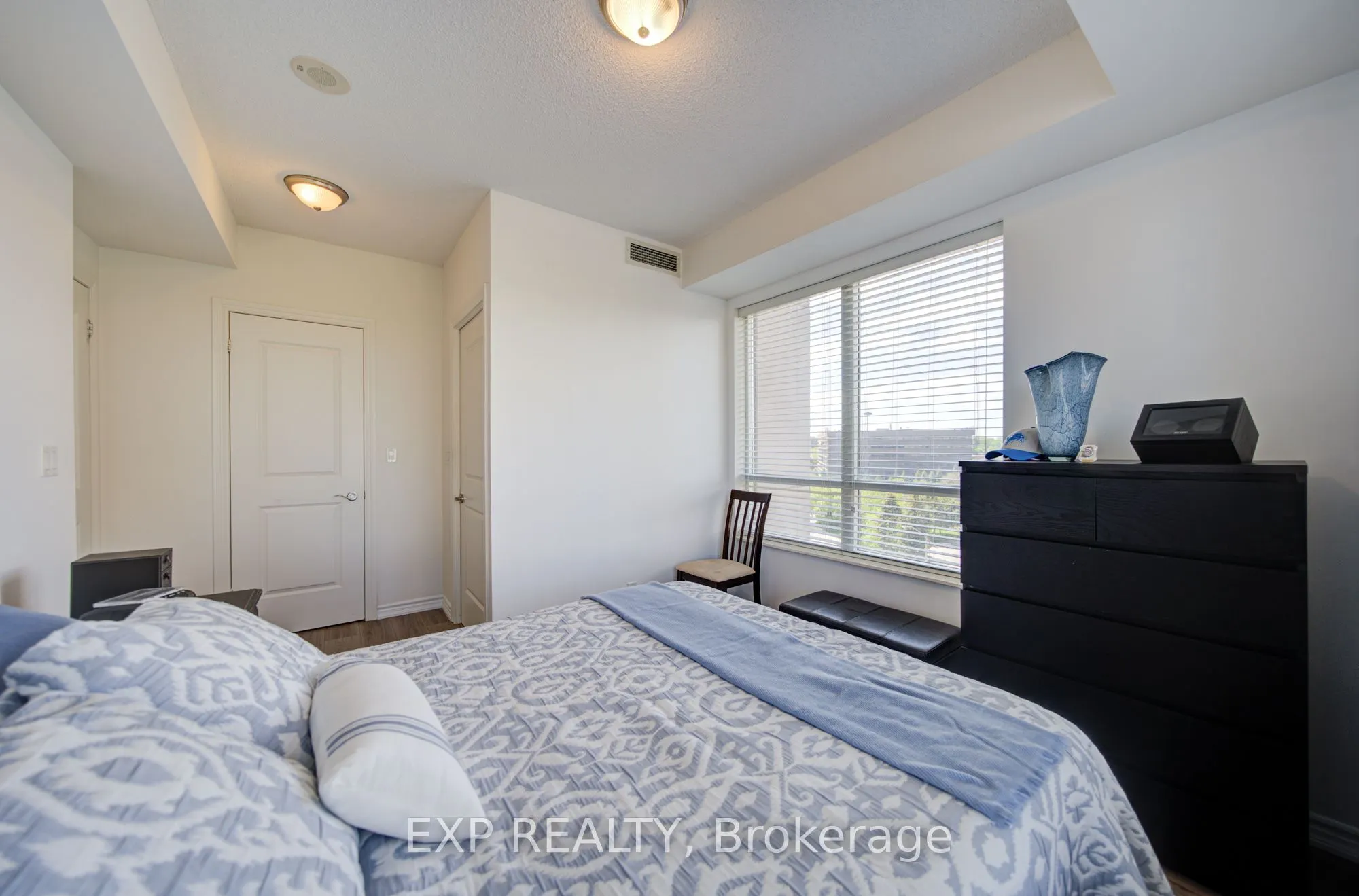 133 Wynford Drive #808