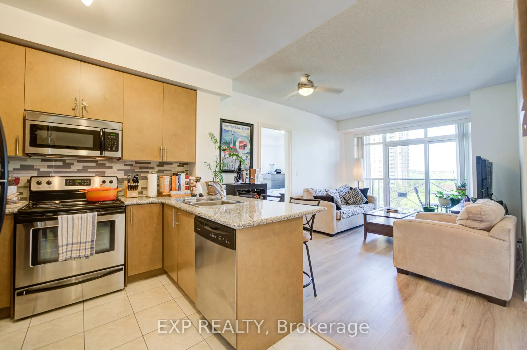 133 Wynford Drive #808