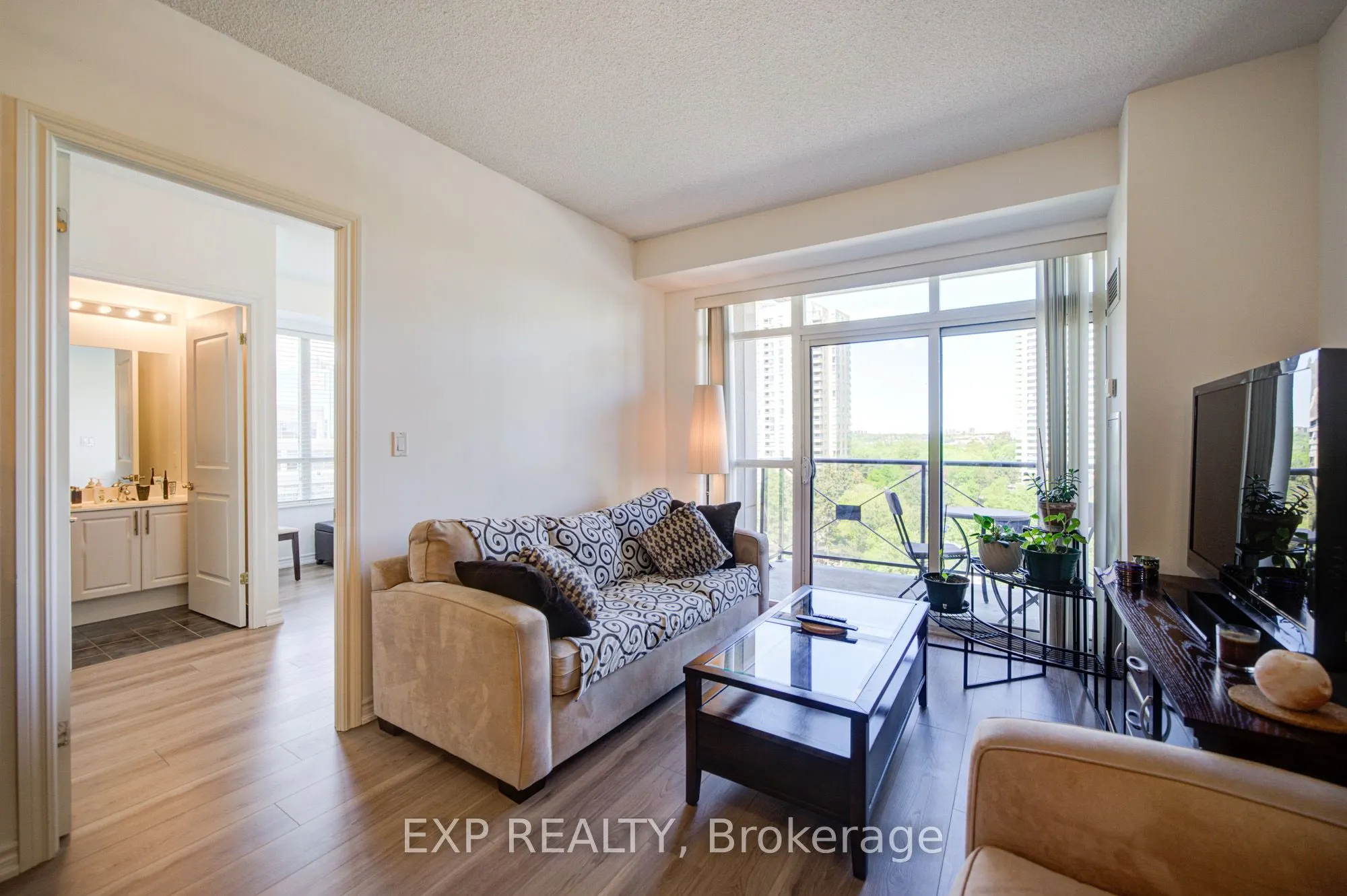 133 Wynford Drive #808
