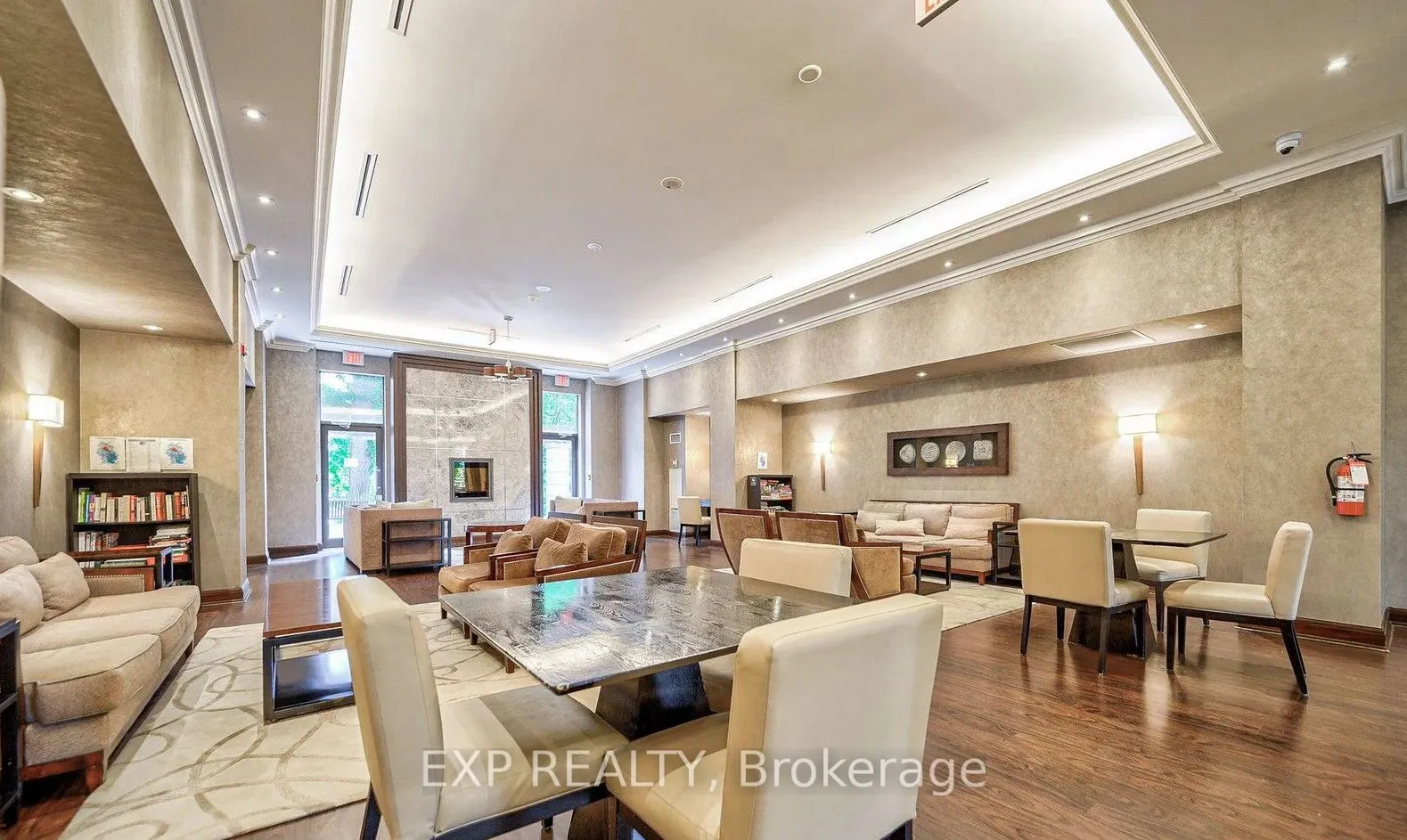 133 Wynford Drive #808