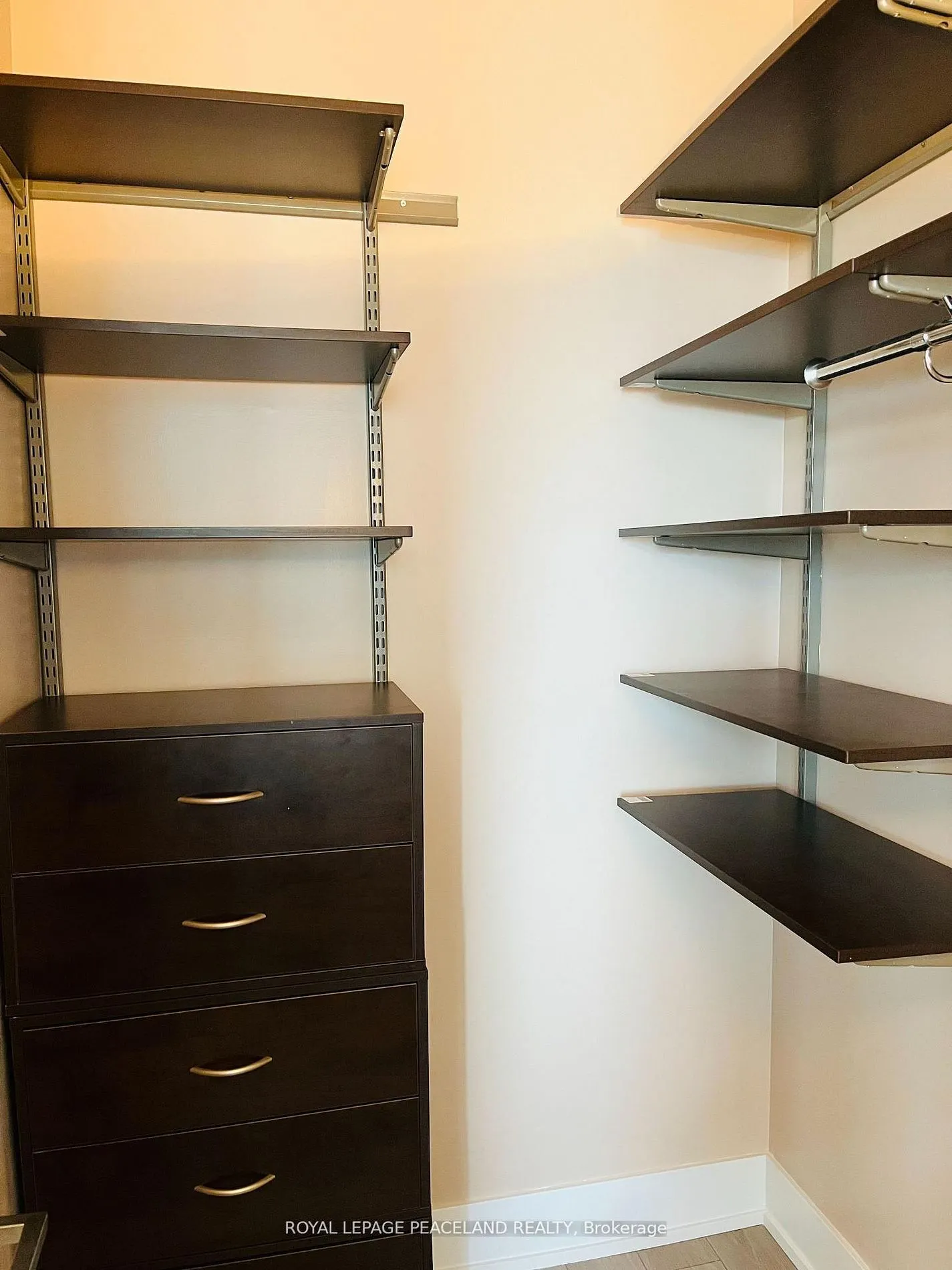 111 St. Clair Avenue W #1607