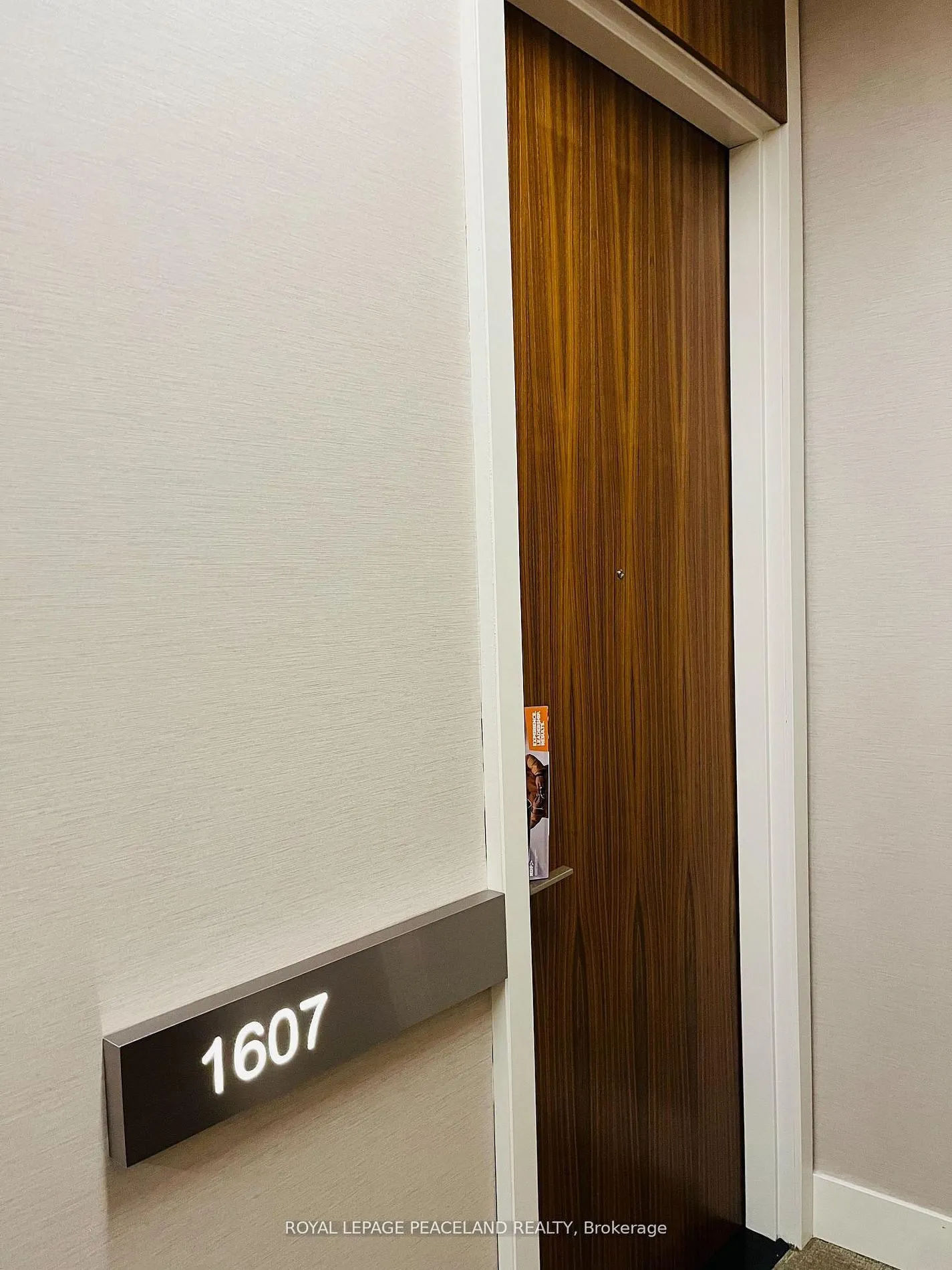 111 St. Clair Avenue W #1607