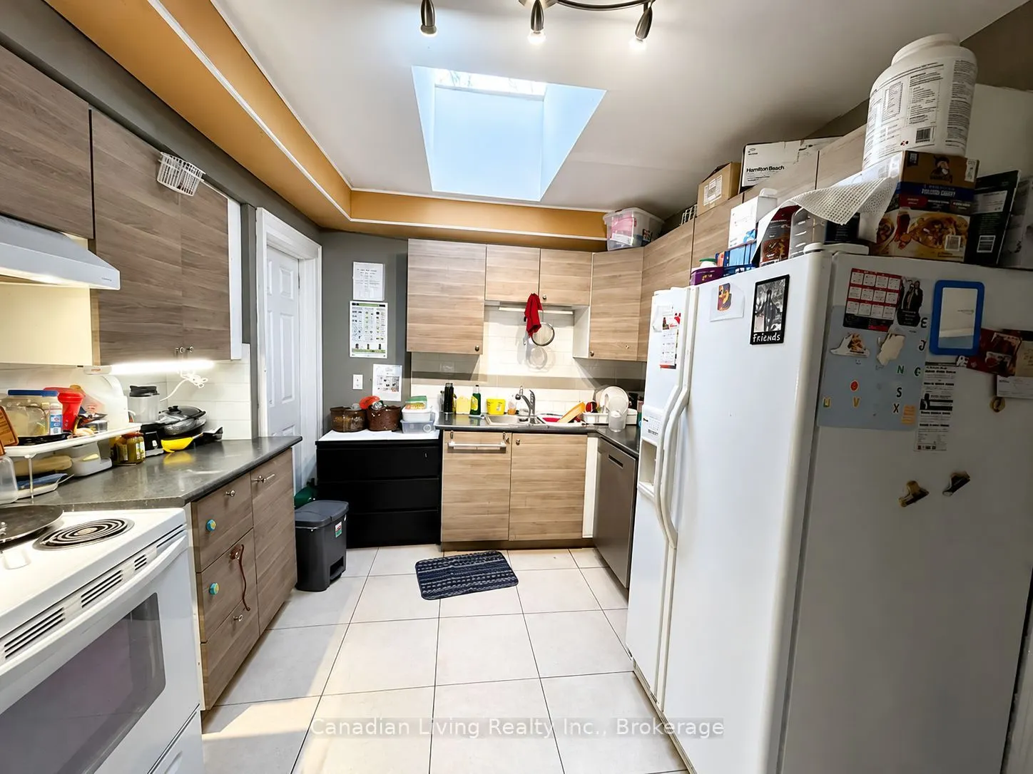 143 Steeles Avenue E #Main